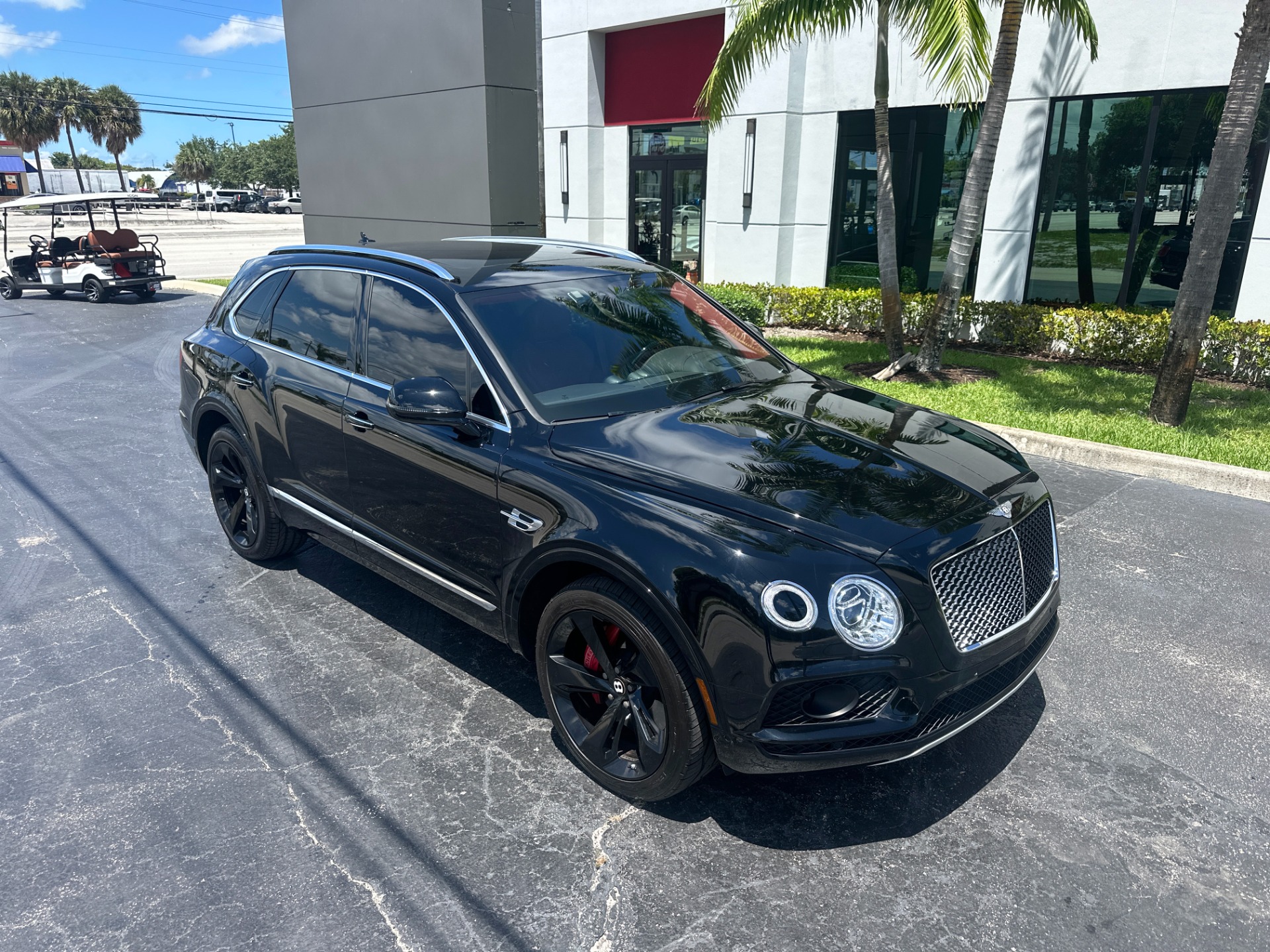 Used-2019-Bentley-Bentayga-V8