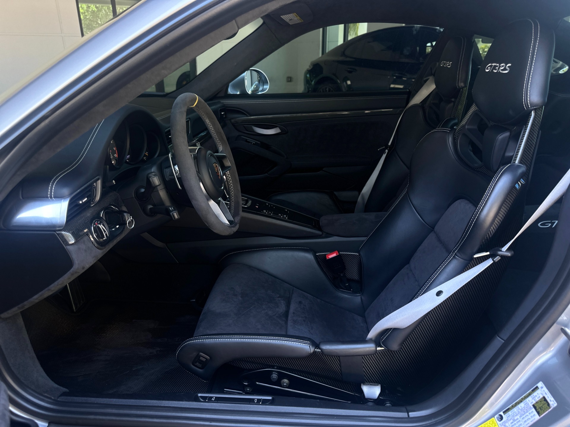 Used-2016-Porsche-911-GT3-RS