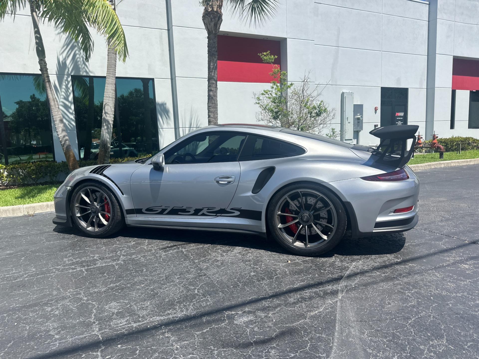 Used-2016-Porsche-911-GT3-RS