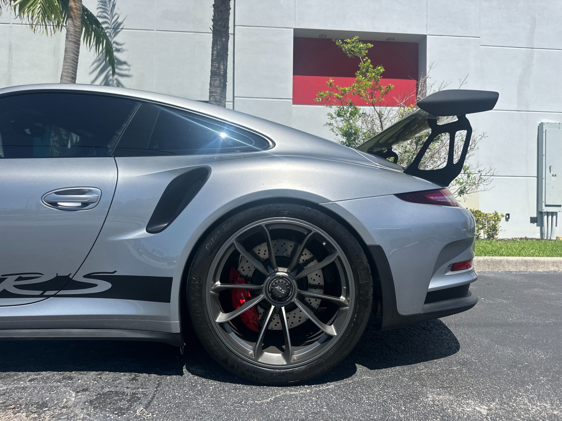Used-2016-Porsche-911-GT3-RS