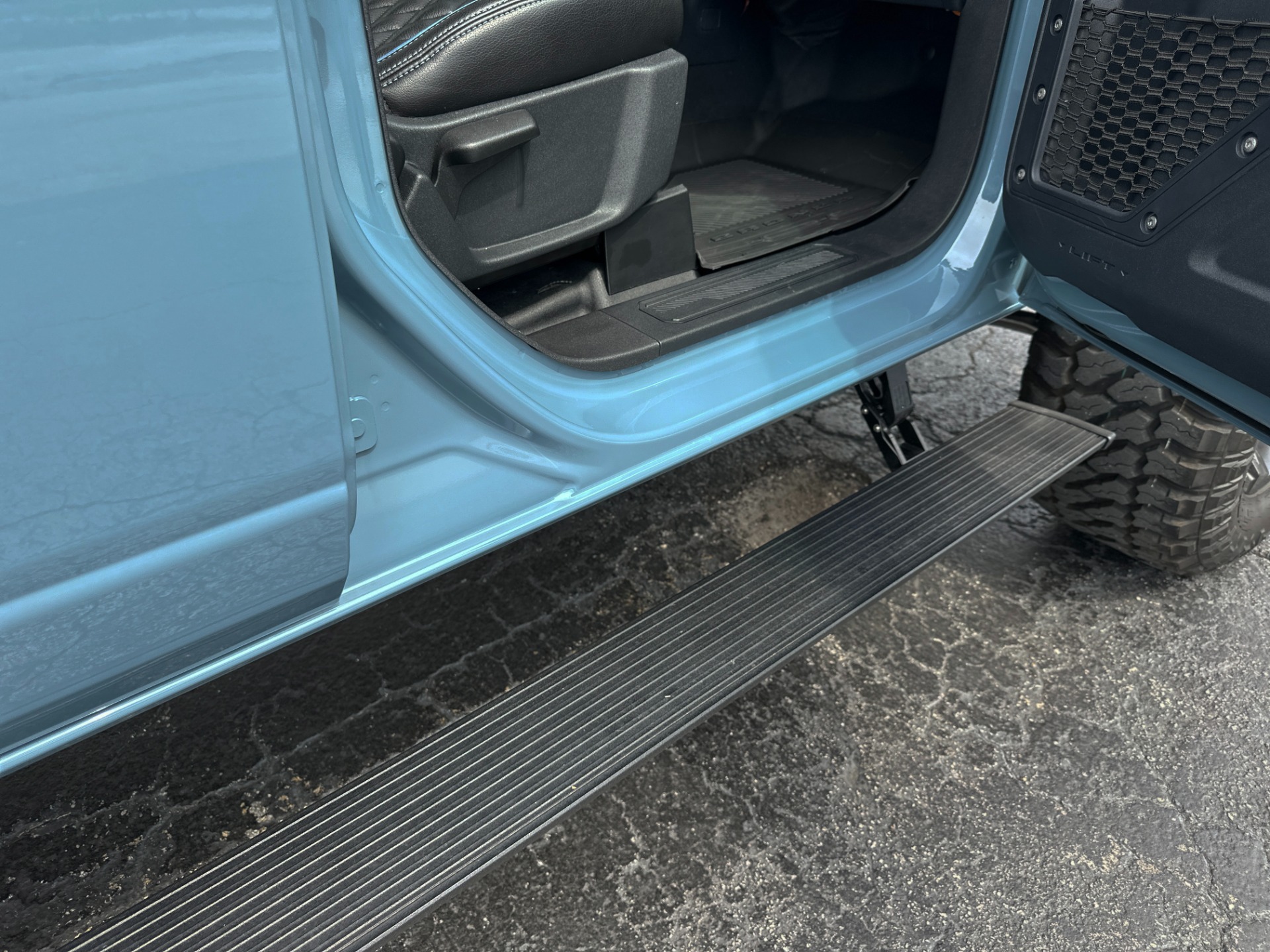 Used-2023-Ford-Bronco-Big-Bend