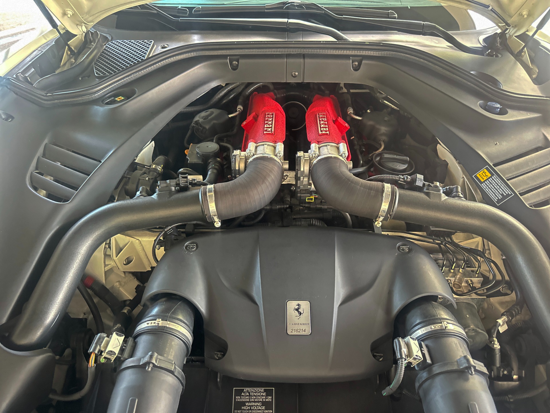 Used-2016-Ferrari-California-T
