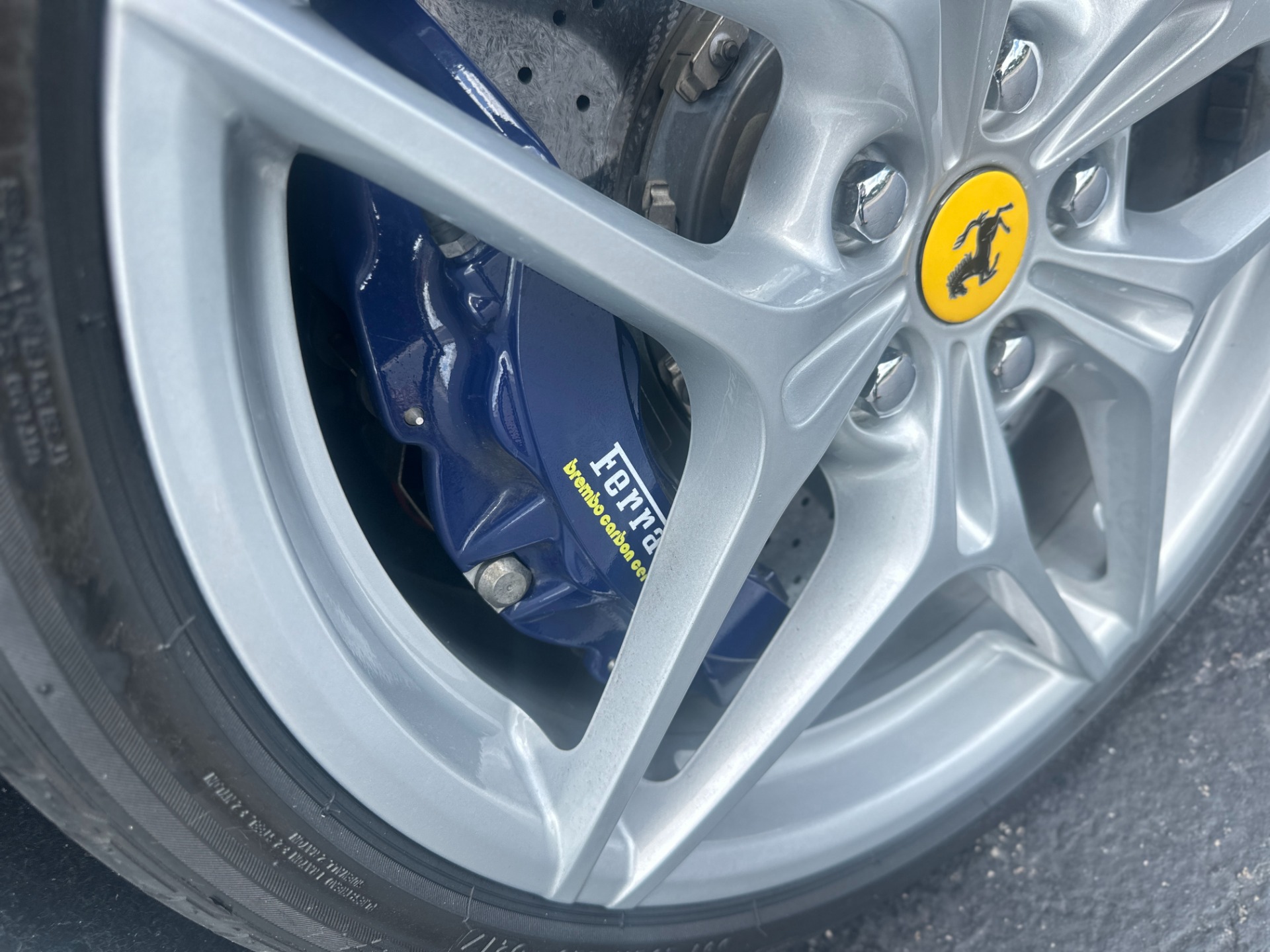 Used-2016-Ferrari-California-T