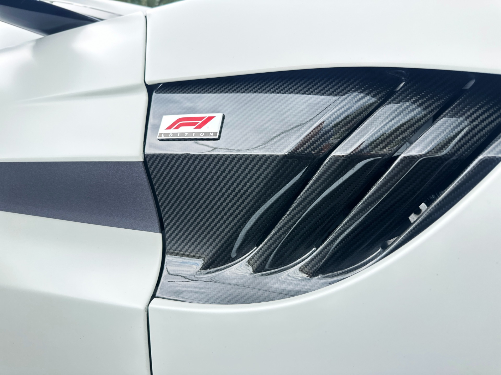 Used-2022-Aston-Martin-Vantage-F1-Edition