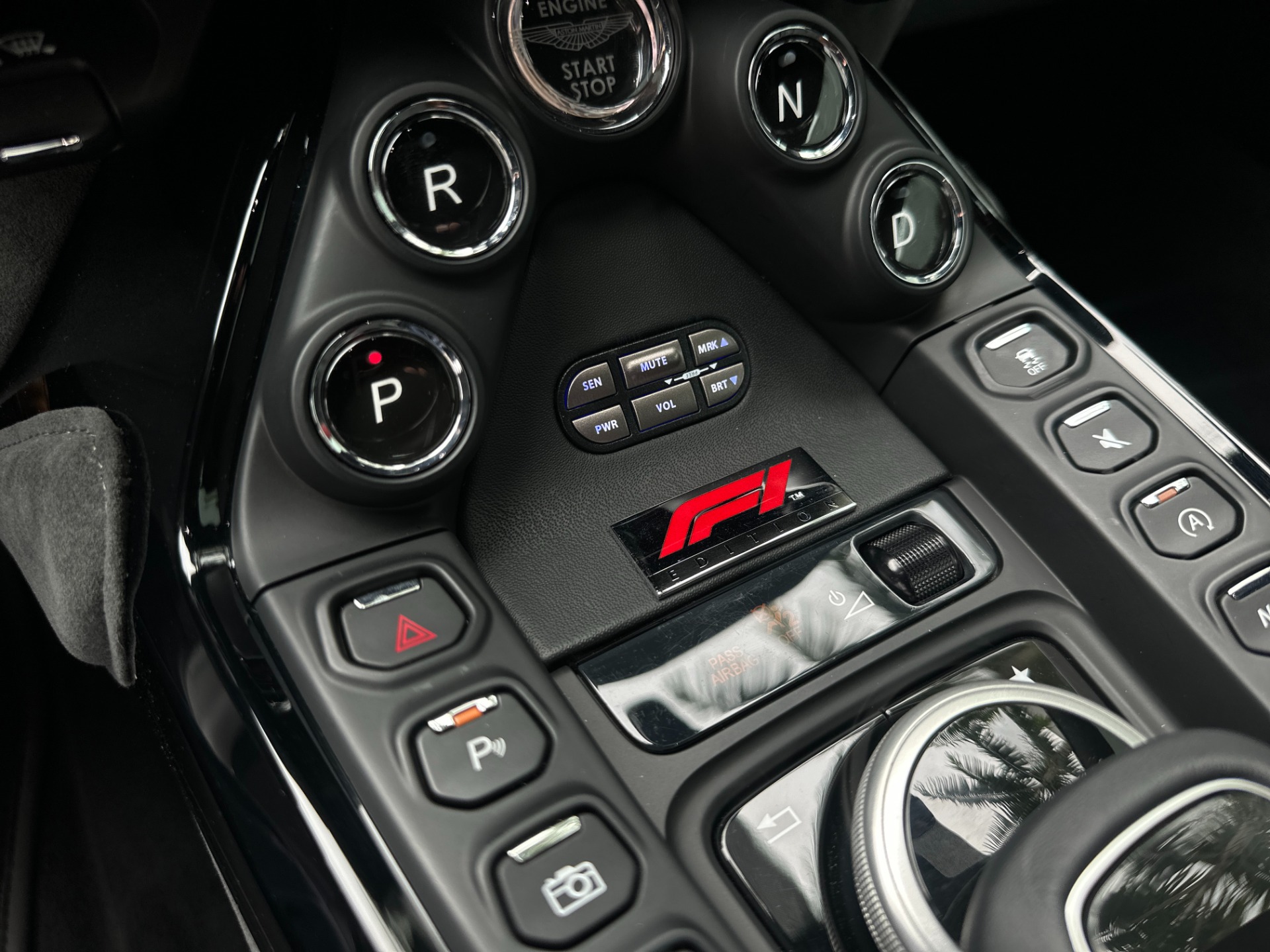 Used-2022-Aston-Martin-Vantage-F1-Edition