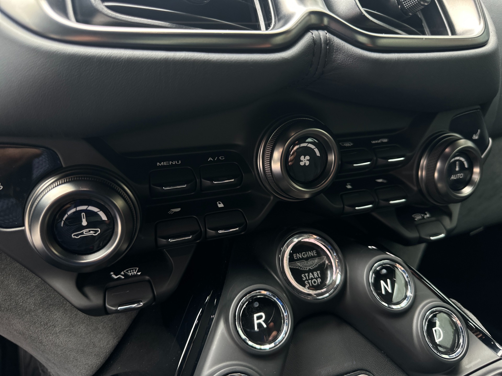 Used-2022-Aston-Martin-Vantage-F1-Edition