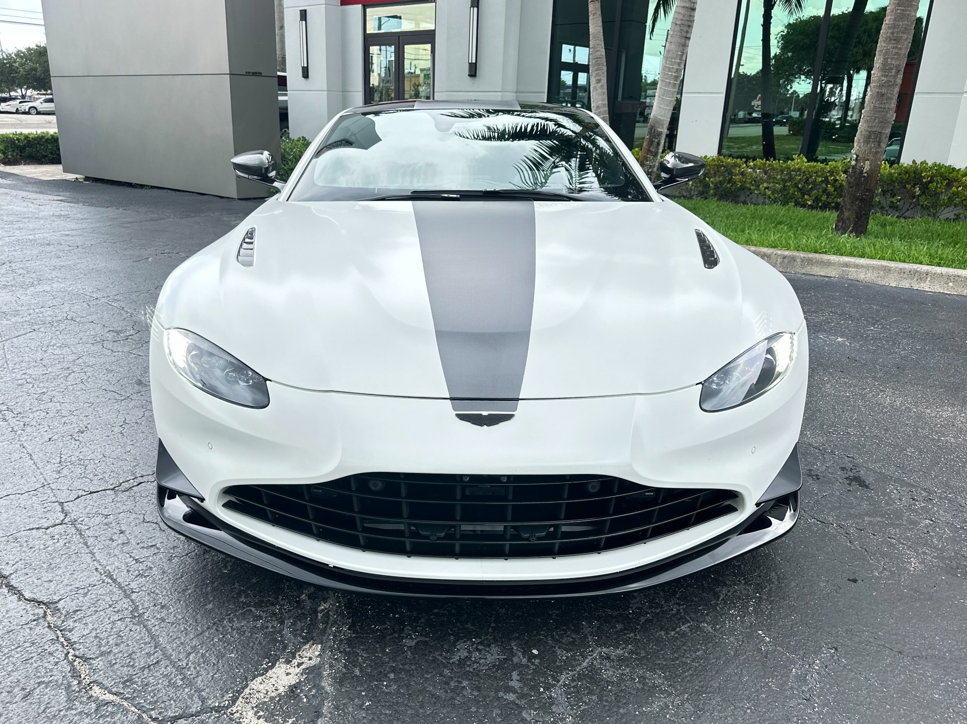 Used-2022-Aston-Martin-Vantage-F1-Edition