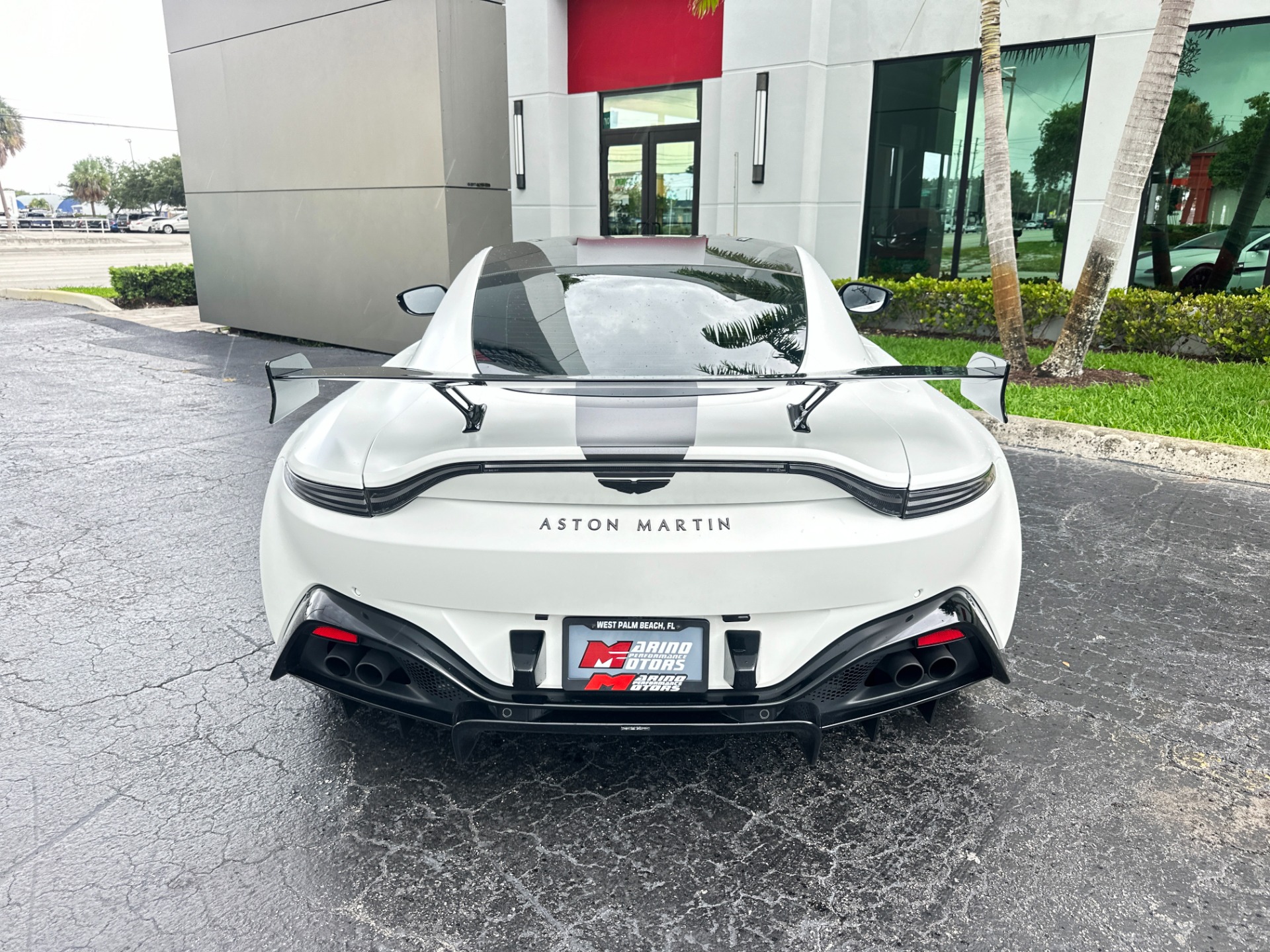 Used-2022-Aston-Martin-Vantage-F1-Edition