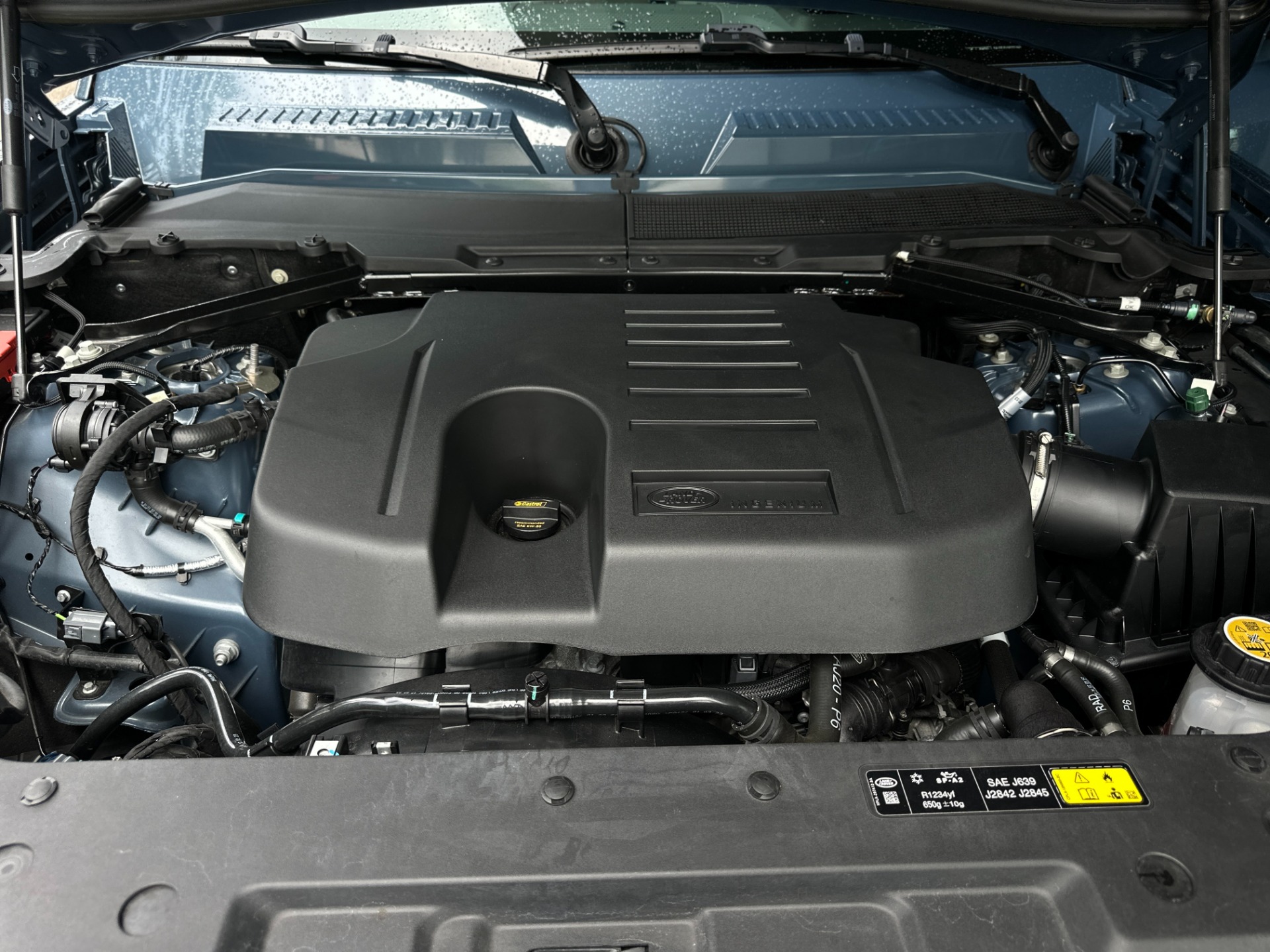 Used-2023-Land-Rover-Defender-110-SE