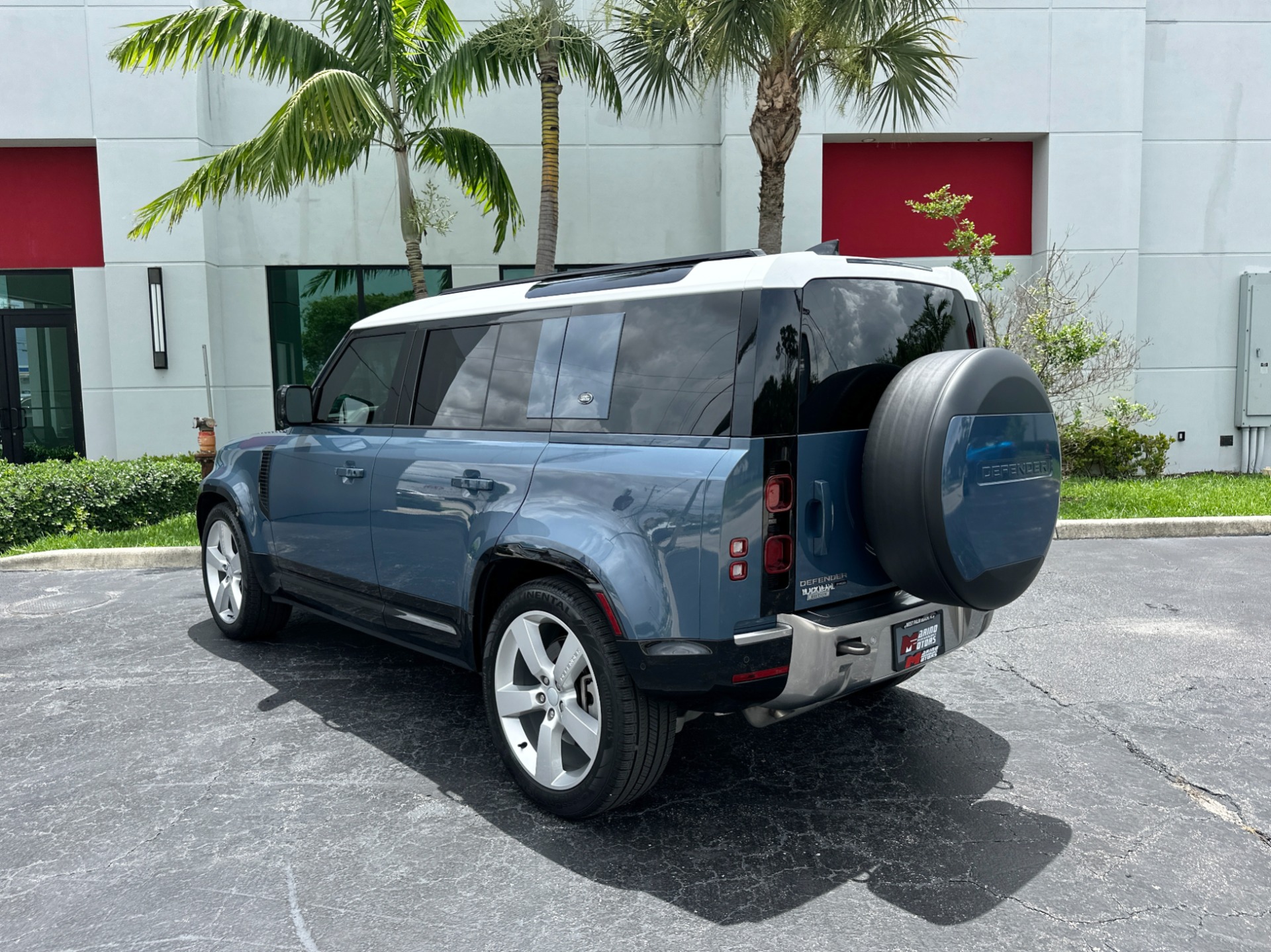 Used-2023-Land-Rover-Defender-110-SE