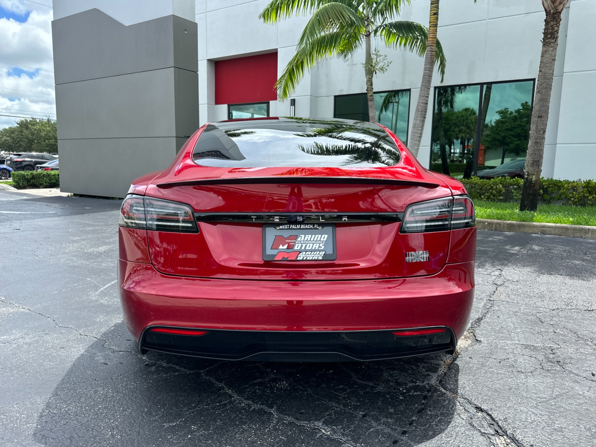 Used-2023-Tesla-Model-S-Plaid