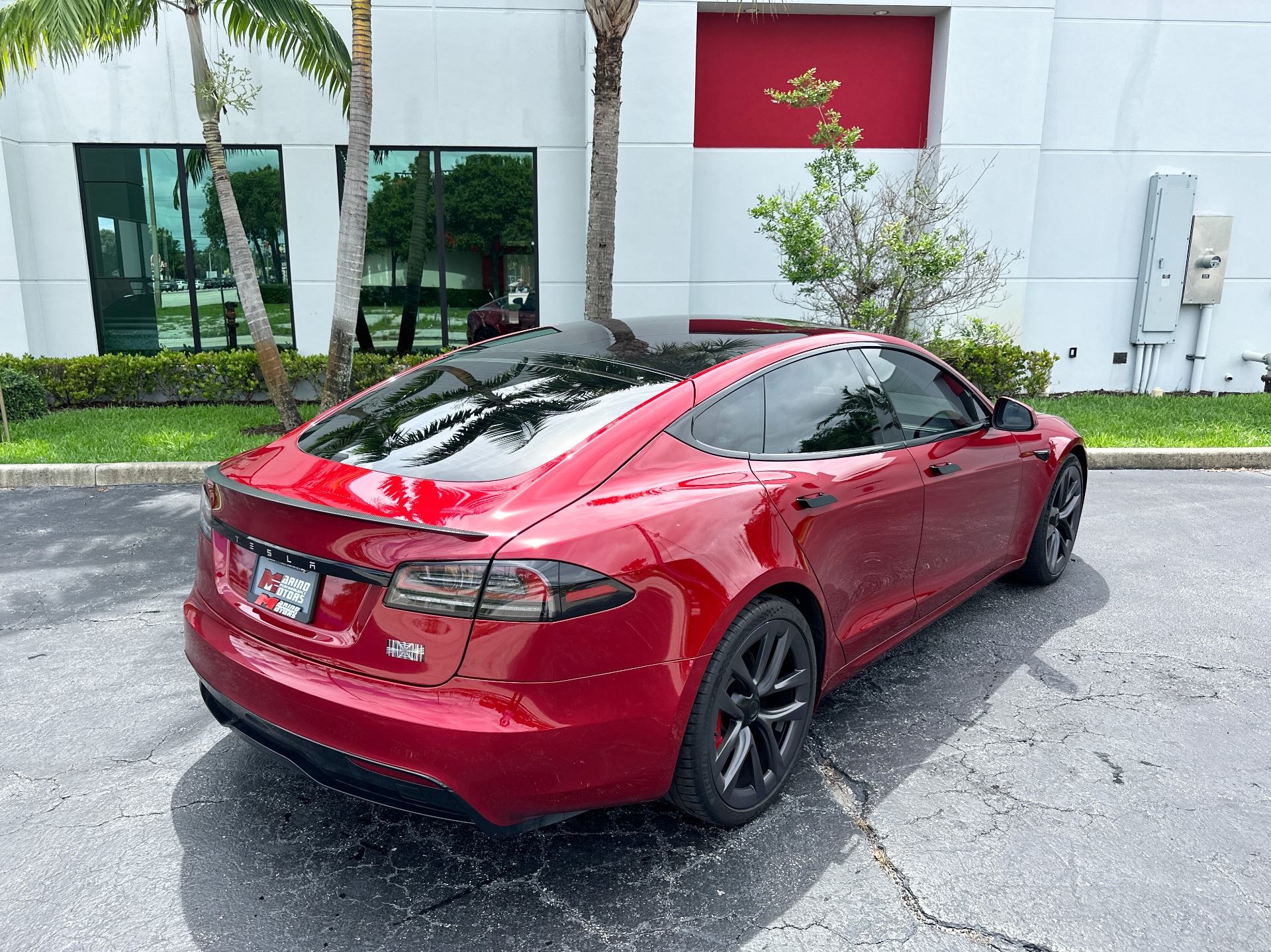 Used-2023-Tesla-Model-S-Plaid