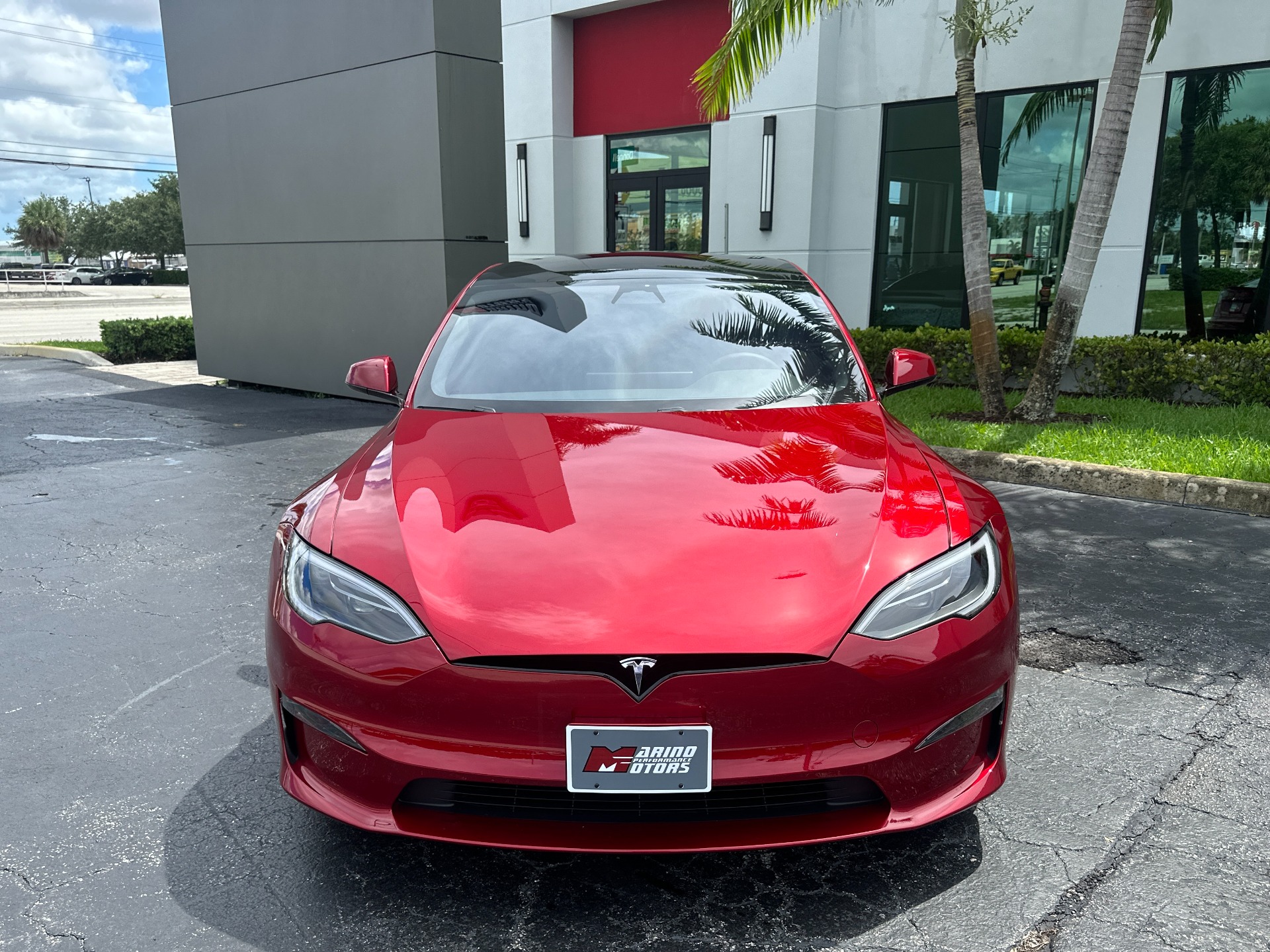 Used-2023-Tesla-Model-S-Plaid