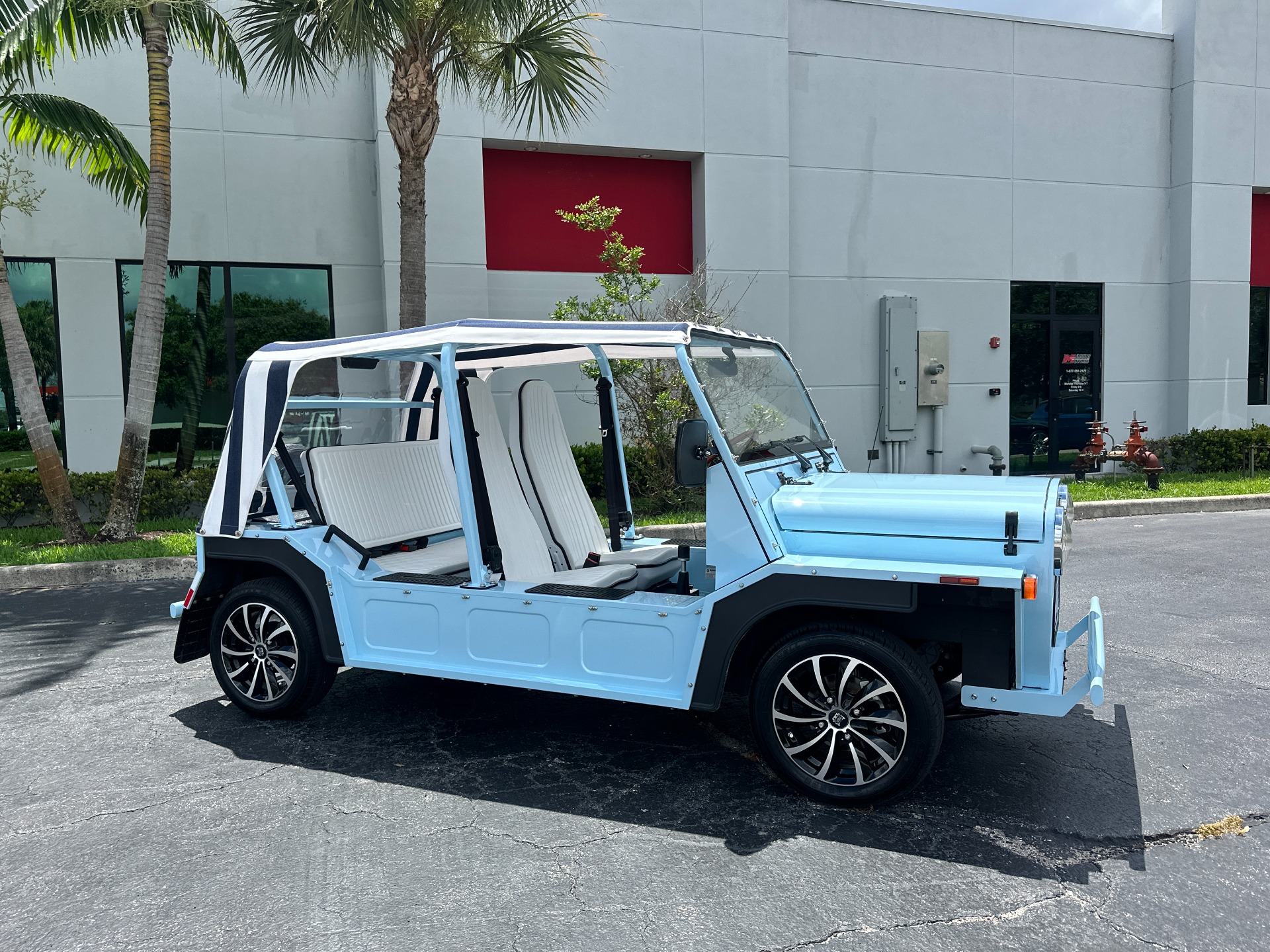 Used-2023-Moke-America-EMOKE
