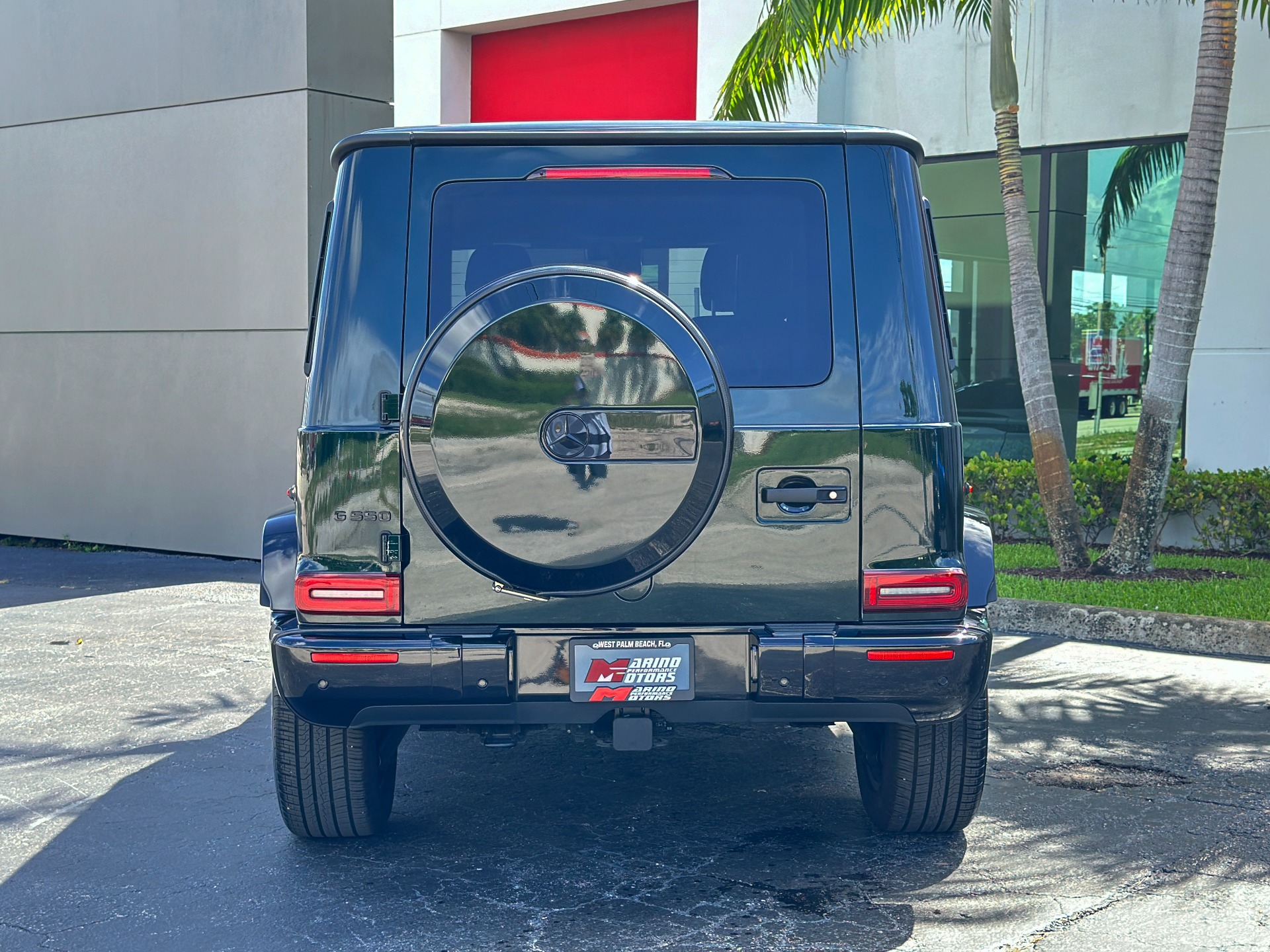 Used-2024-Mercedes-Benz-G-Class-G-550