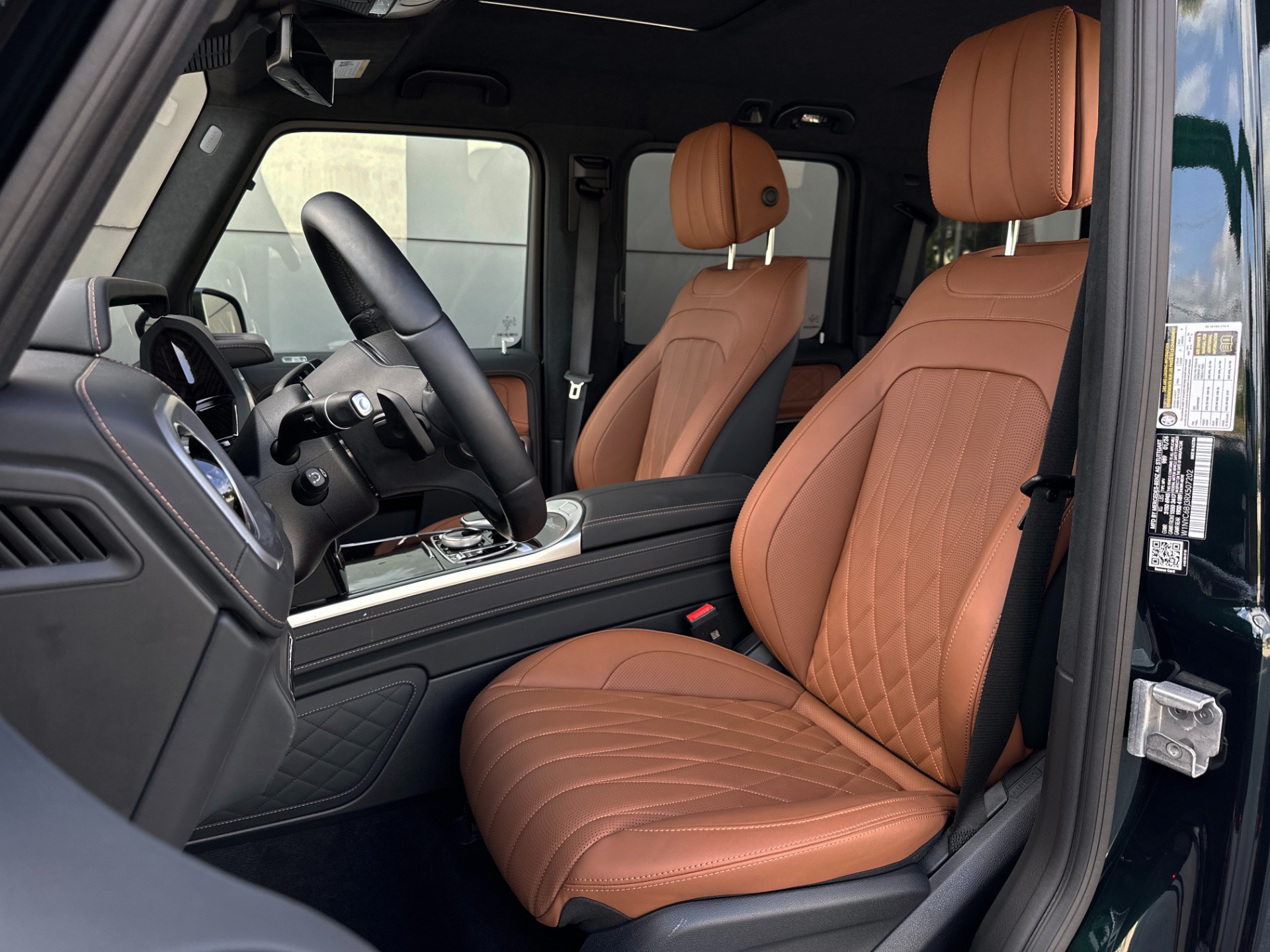 Used-2024-Mercedes-Benz-G-Class-G-550