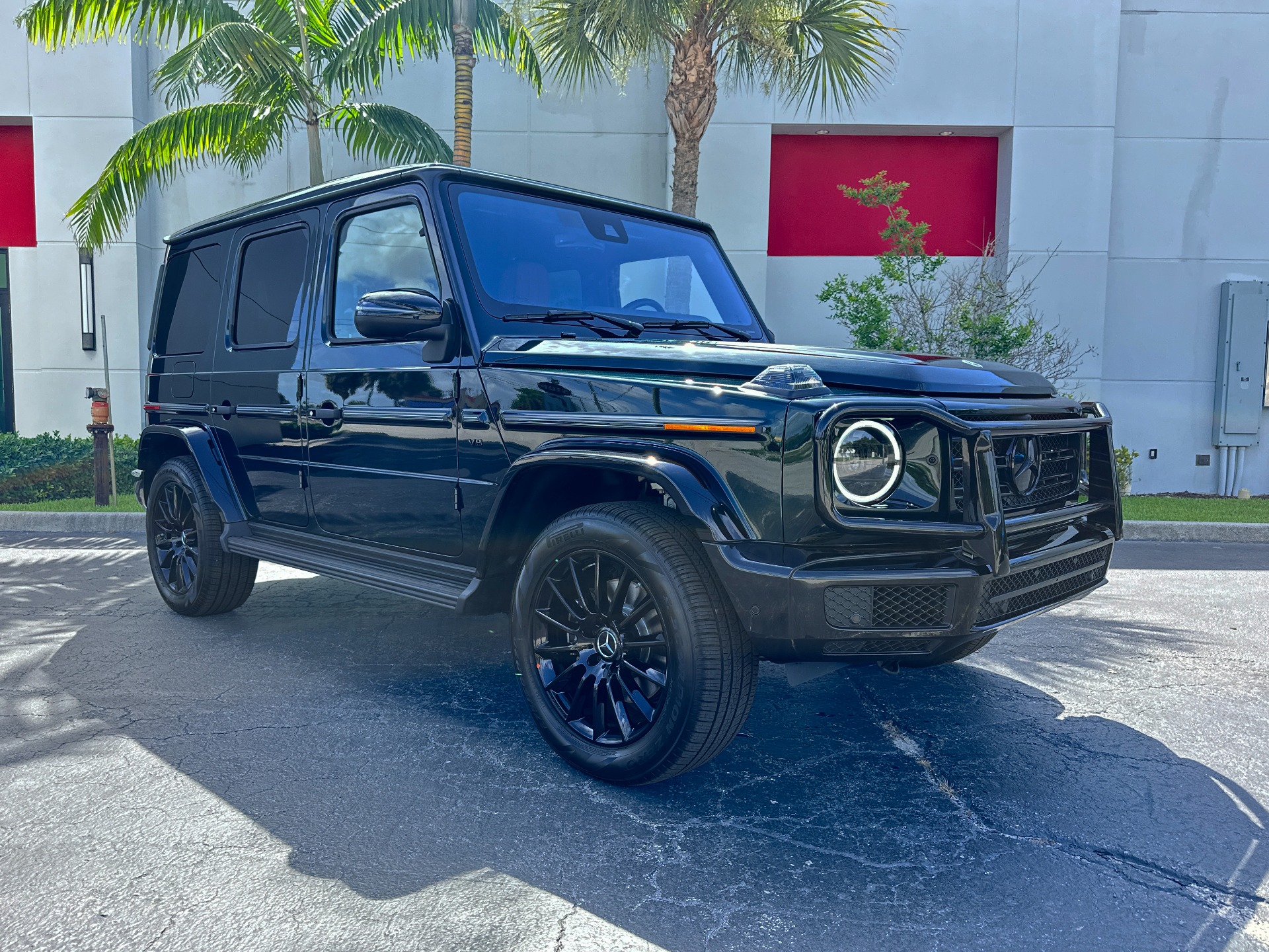 Used-2024-Mercedes-Benz-G-Class-G-550