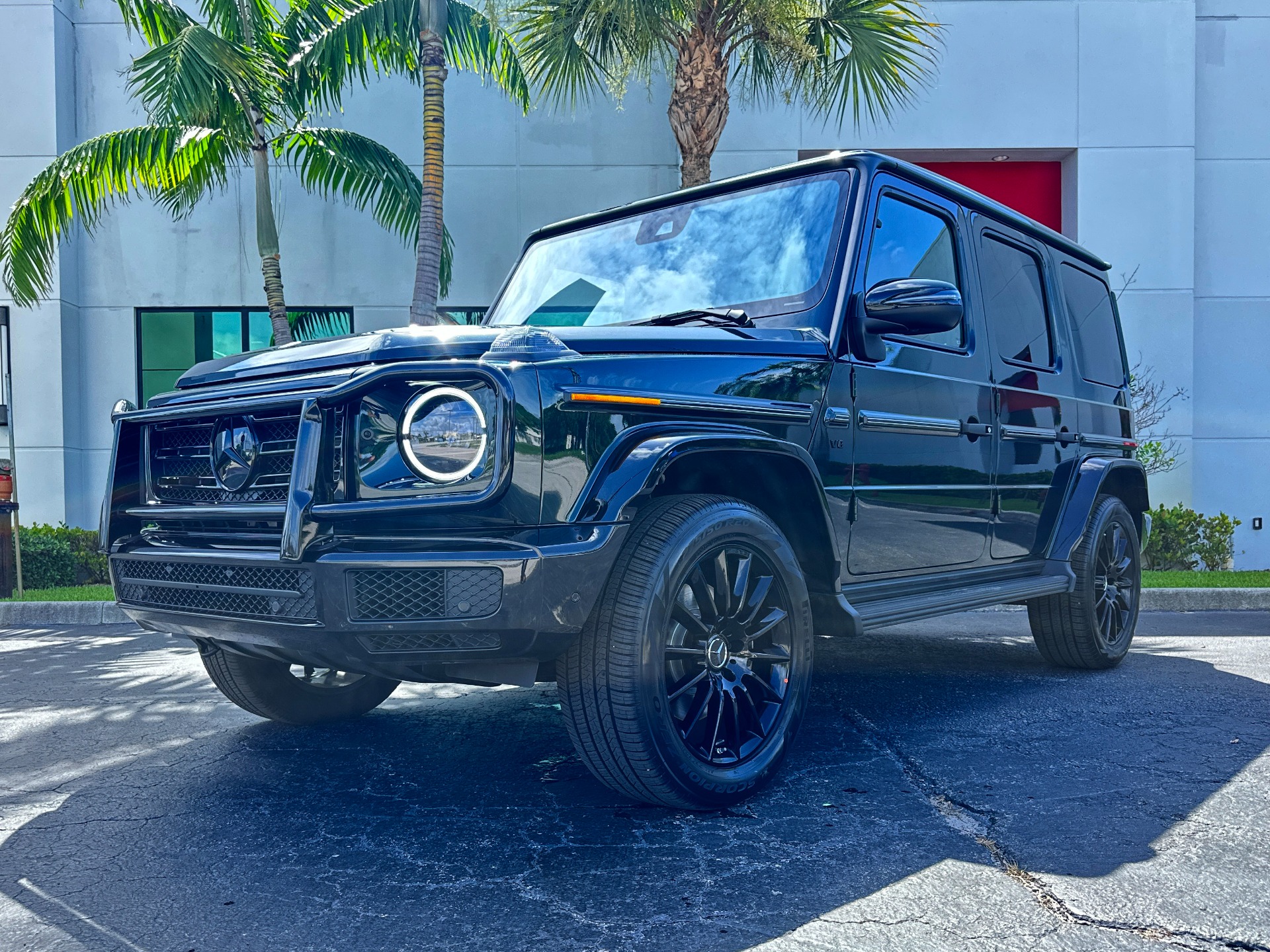 Used-2024-Mercedes-Benz-G-Class-G-550