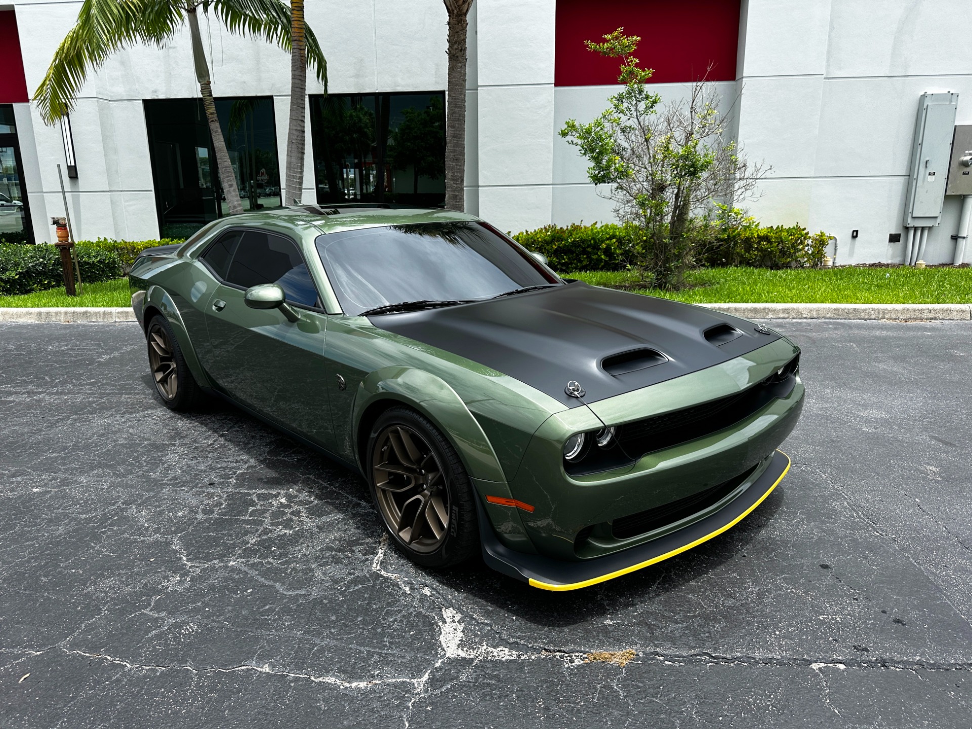 Used-2023-Dodge-Challenger-SRT-Hellcat-Redeye-Jailbreak
