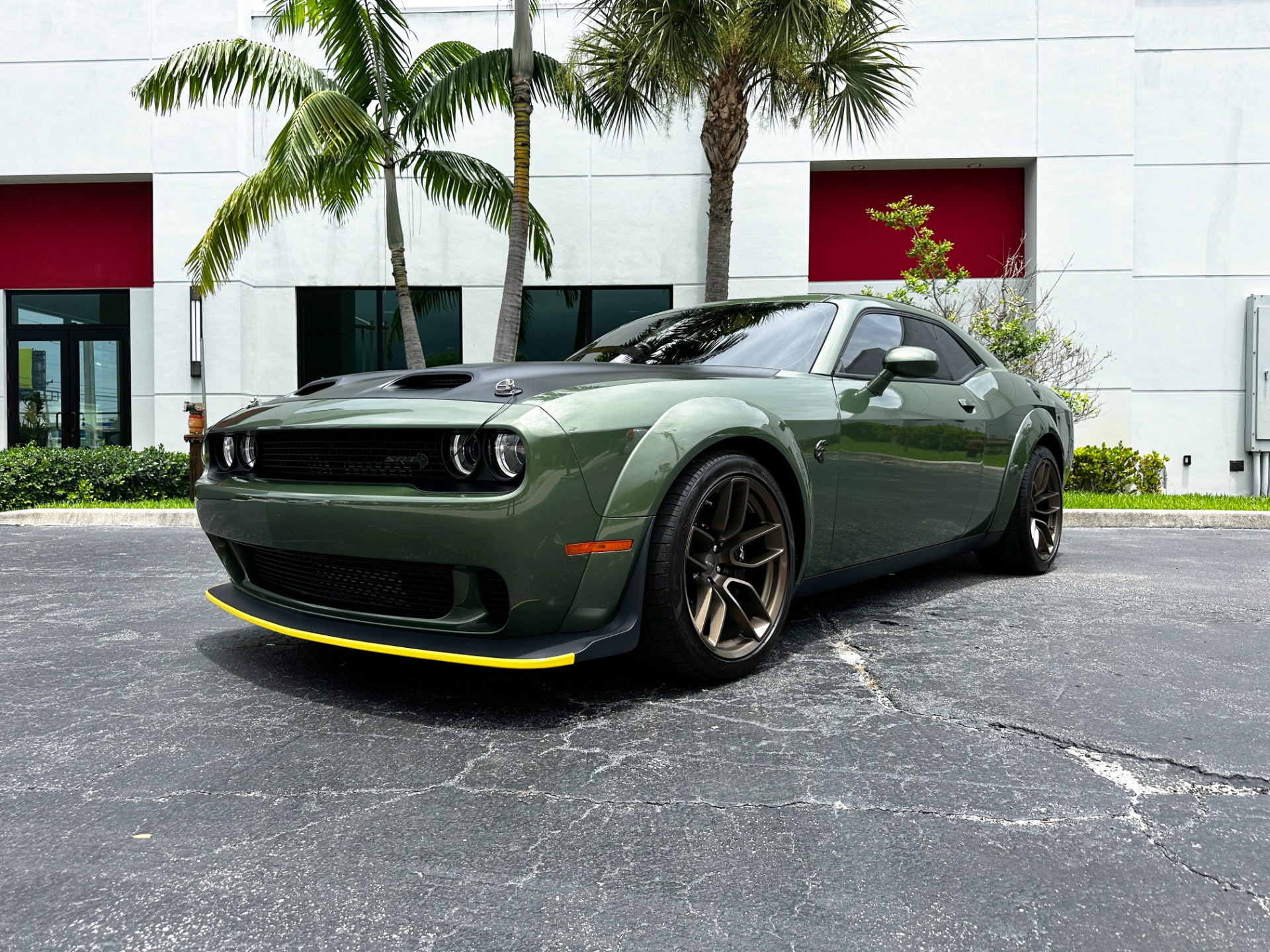 Used-2023-Dodge-Challenger-SRT-Hellcat-Redeye-Jailbreak
