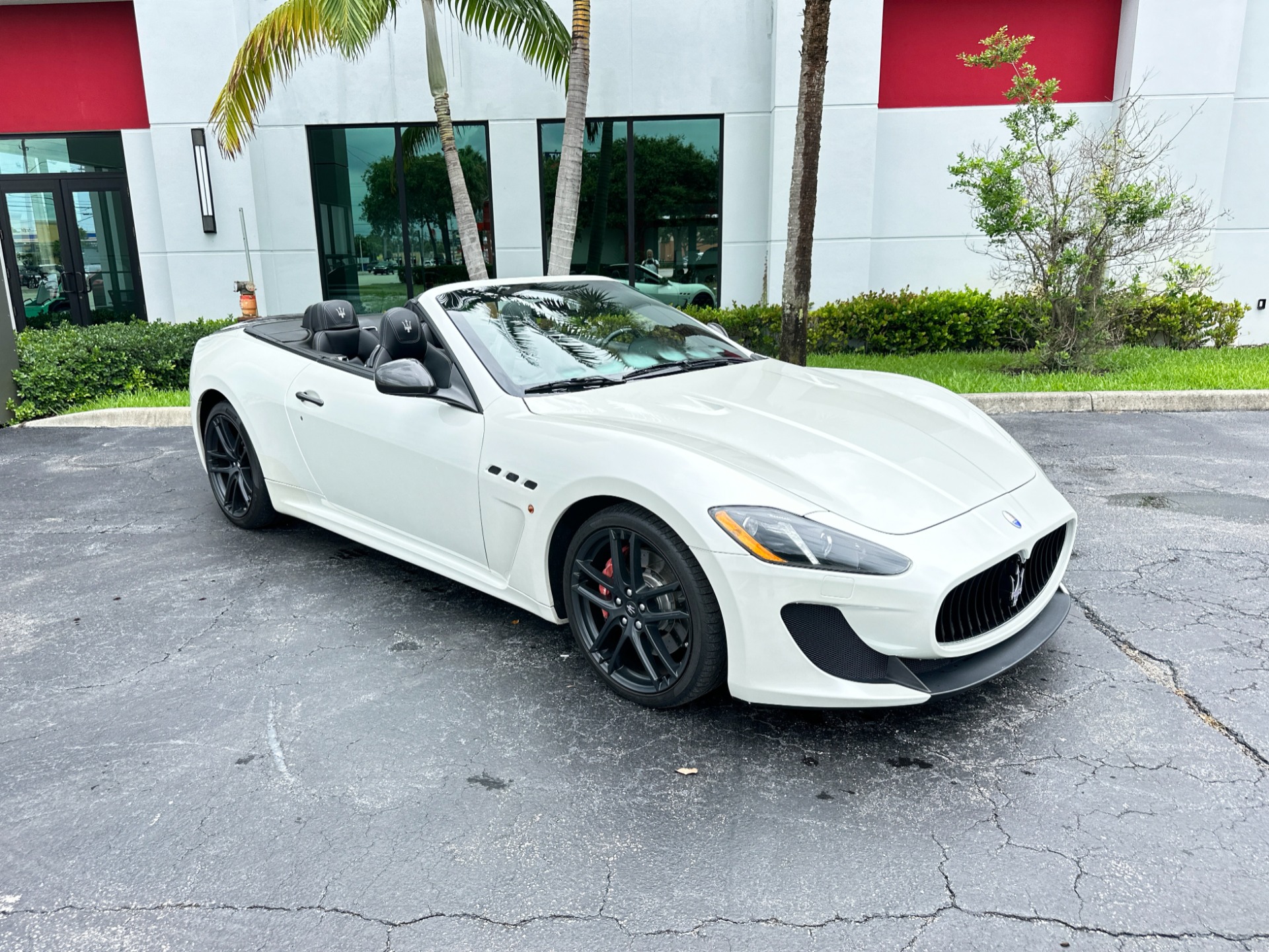 Used-2014-Maserati-GranTurismo-MC-Convertible