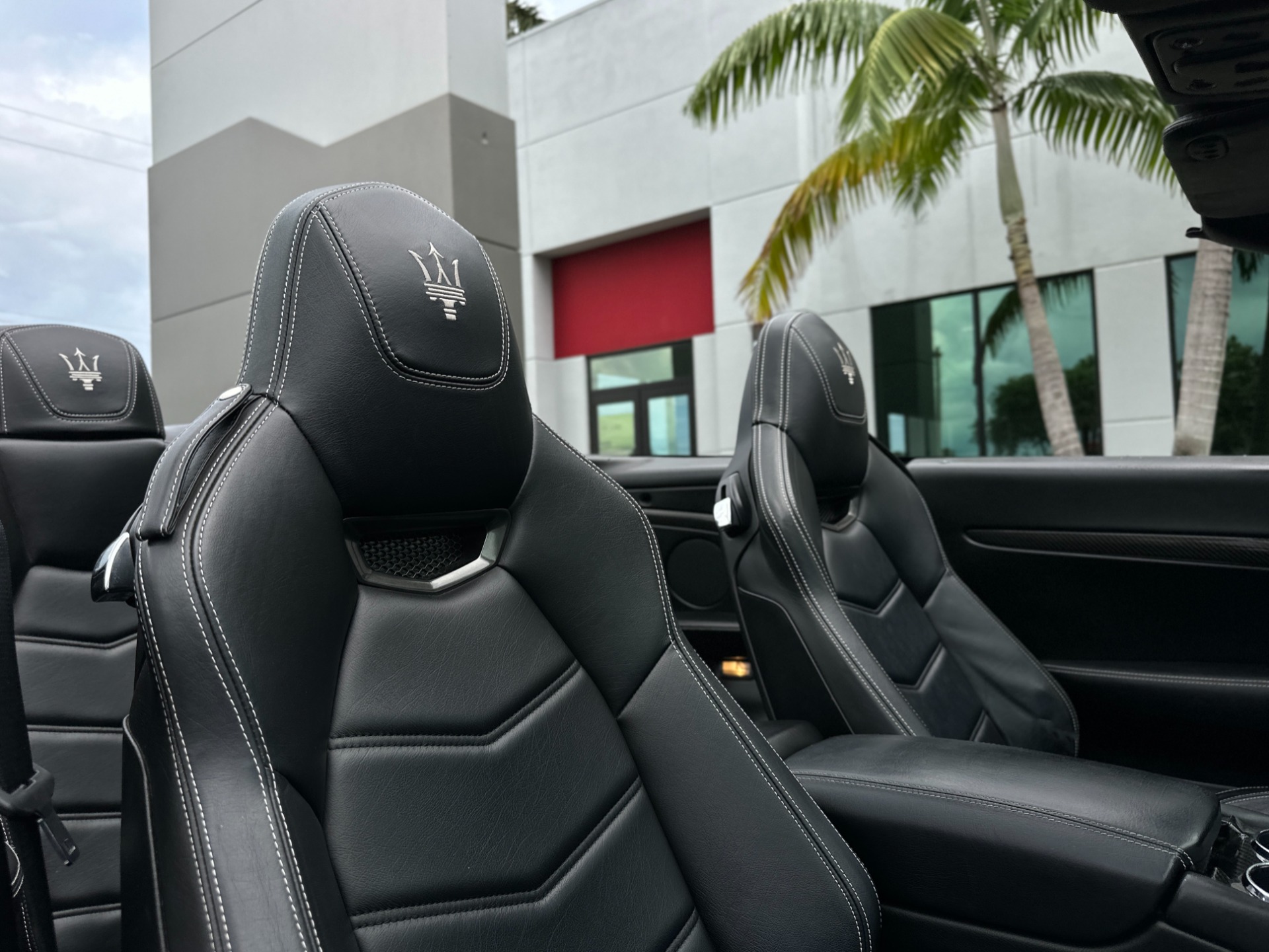 Used-2014-Maserati-GranTurismo-MC-Convertible