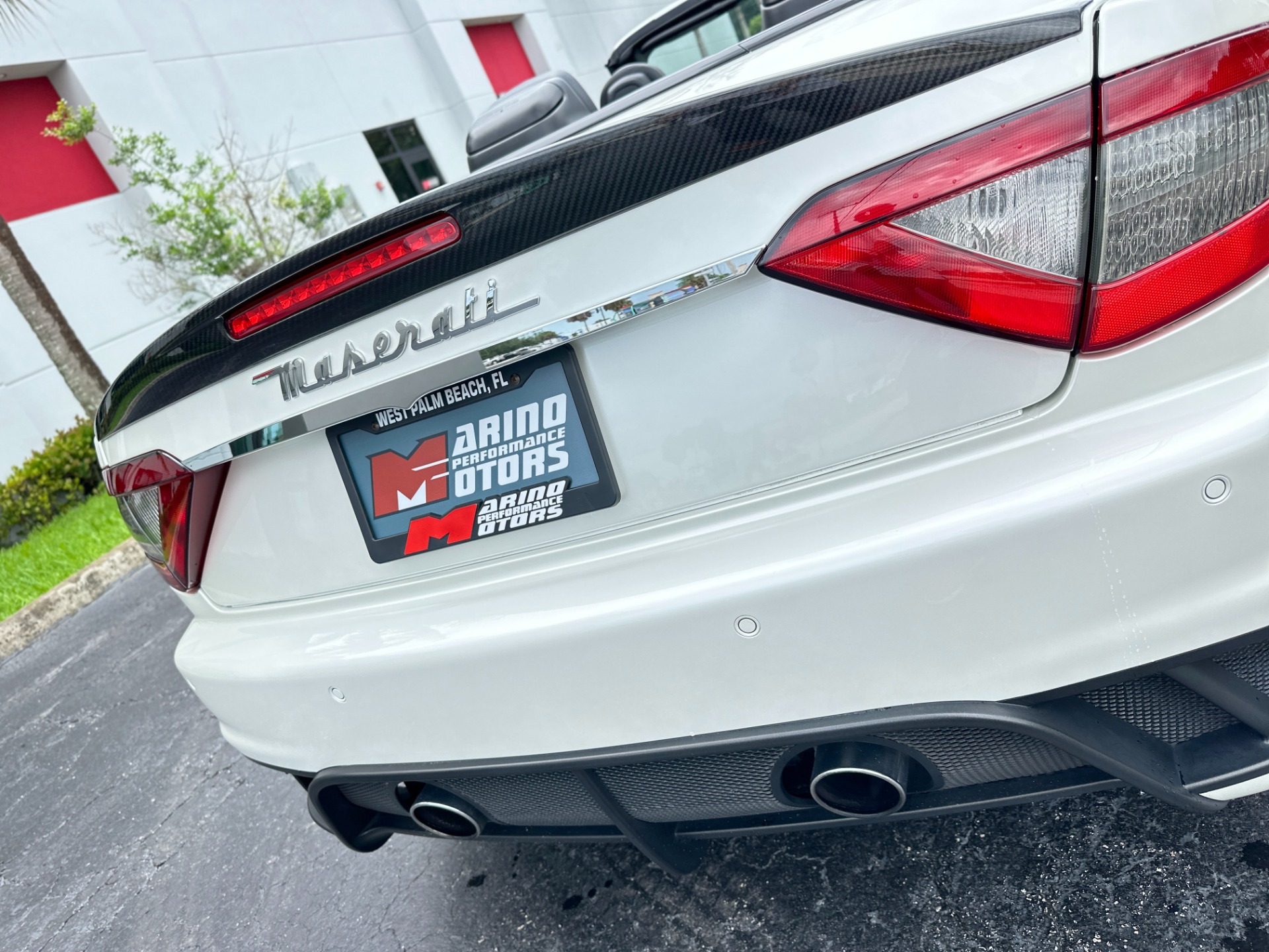 Used-2014-Maserati-GranTurismo-MC-Convertible