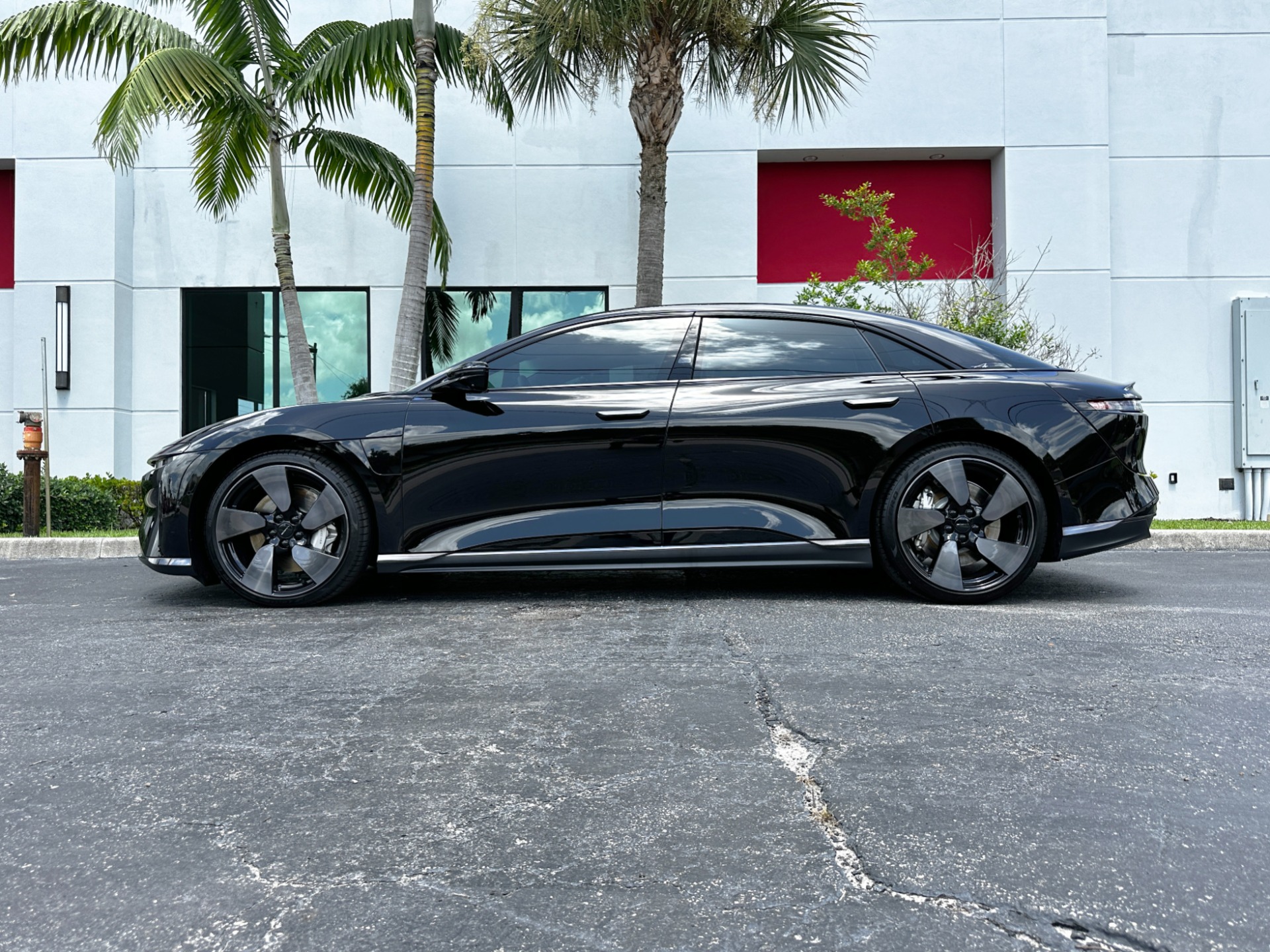 Used-2023-Lucid-Air-Grand-Touring-Performance