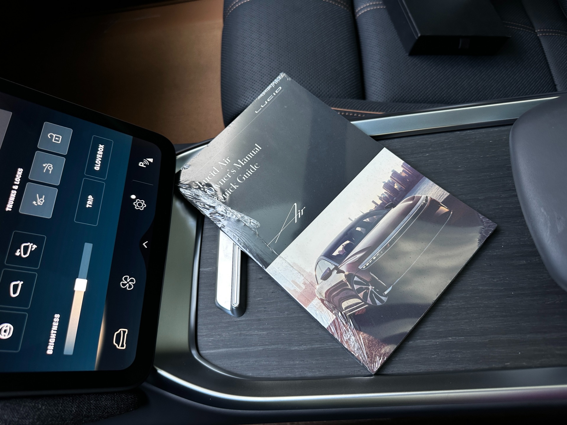 Used-2023-Lucid-Air-Grand-Touring-Performance