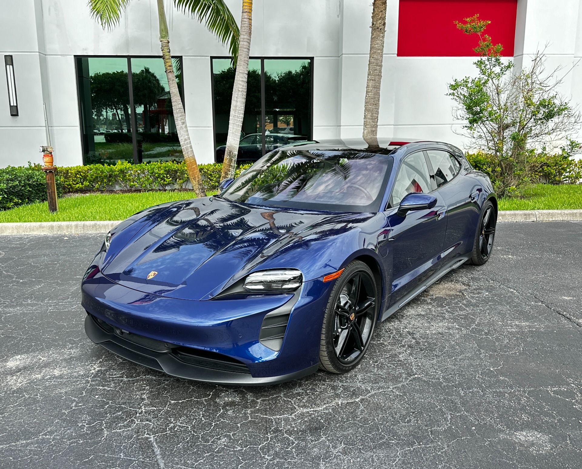 Used-2023-Porsche-Taycan-GTS-Sport-Turismo