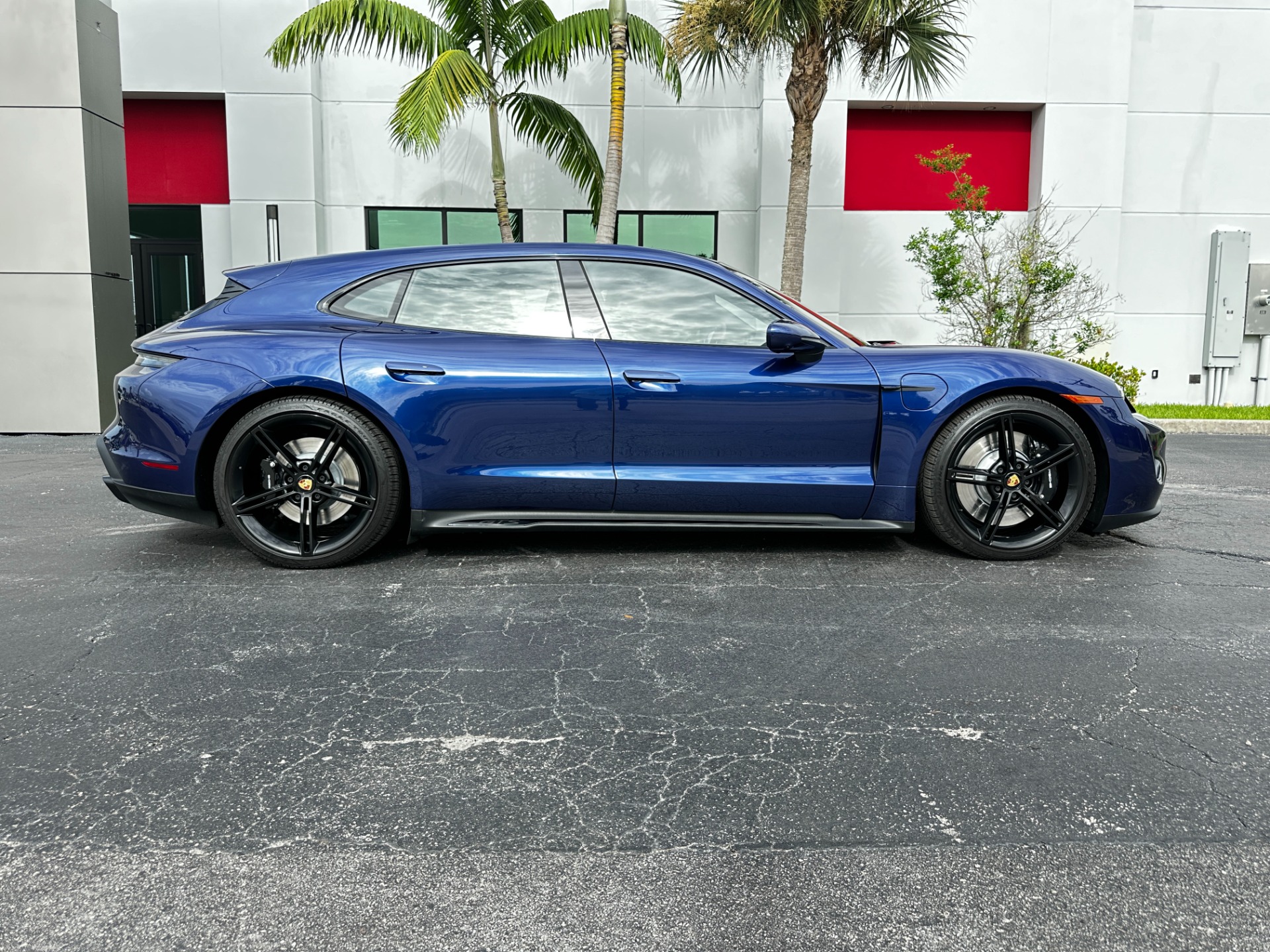 Used-2023-Porsche-Taycan-GTS-Sport-Turismo