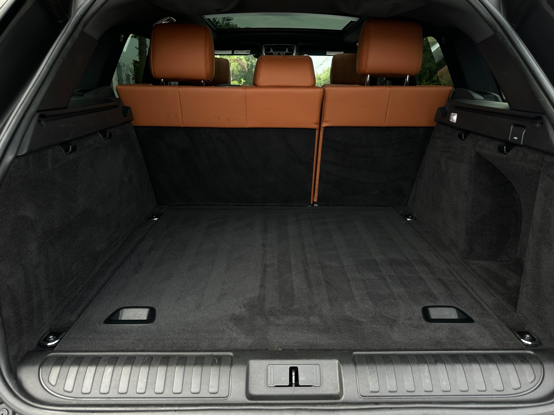 Used-2014-Land-Rover-Range-Rover-Sport-Supercharged