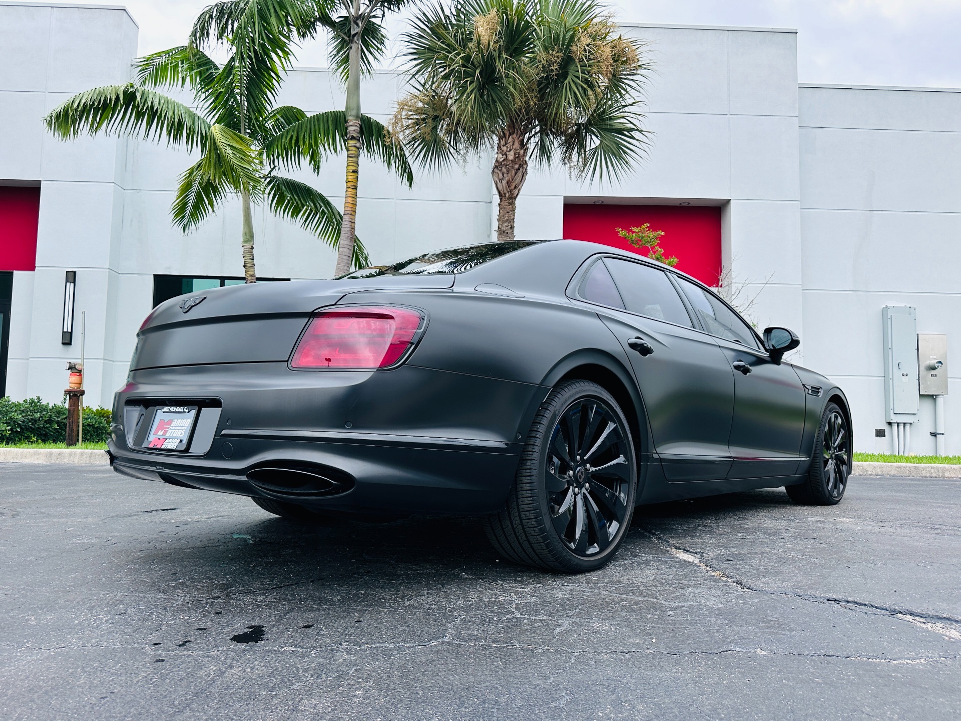 Used-2022-Bentley-Flying-Spur-W12