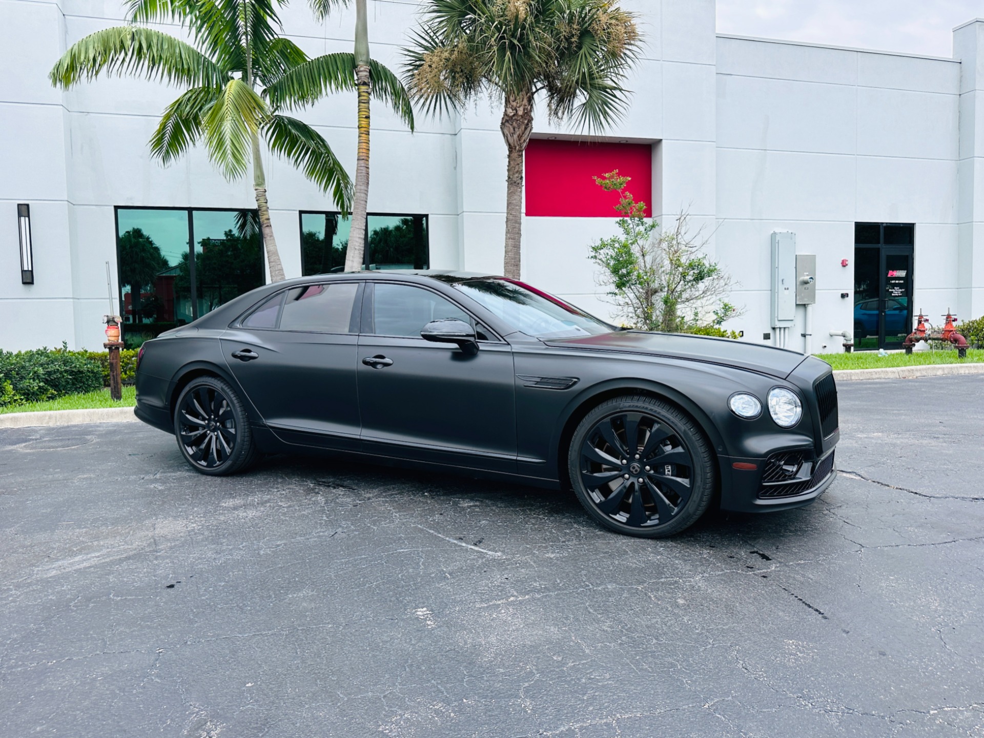 Used-2022-Bentley-Flying-Spur-W12