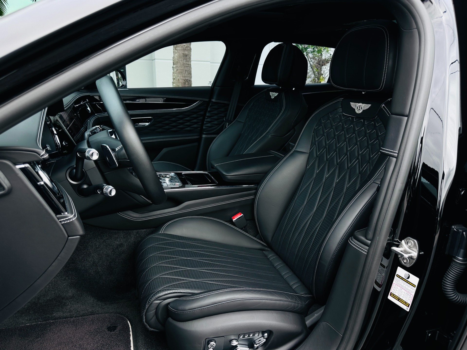Used-2022-Bentley-Flying-Spur-W12