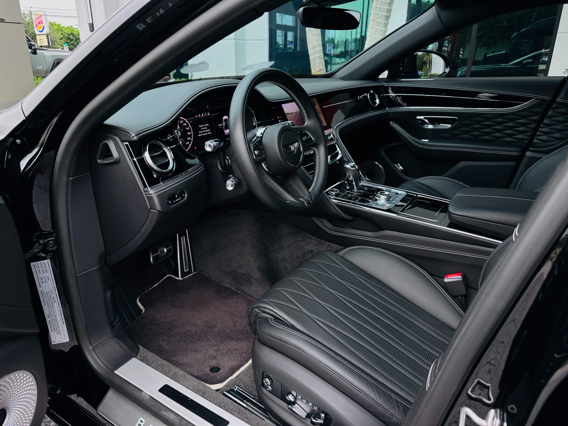 Used-2022-Bentley-Flying-Spur-W12