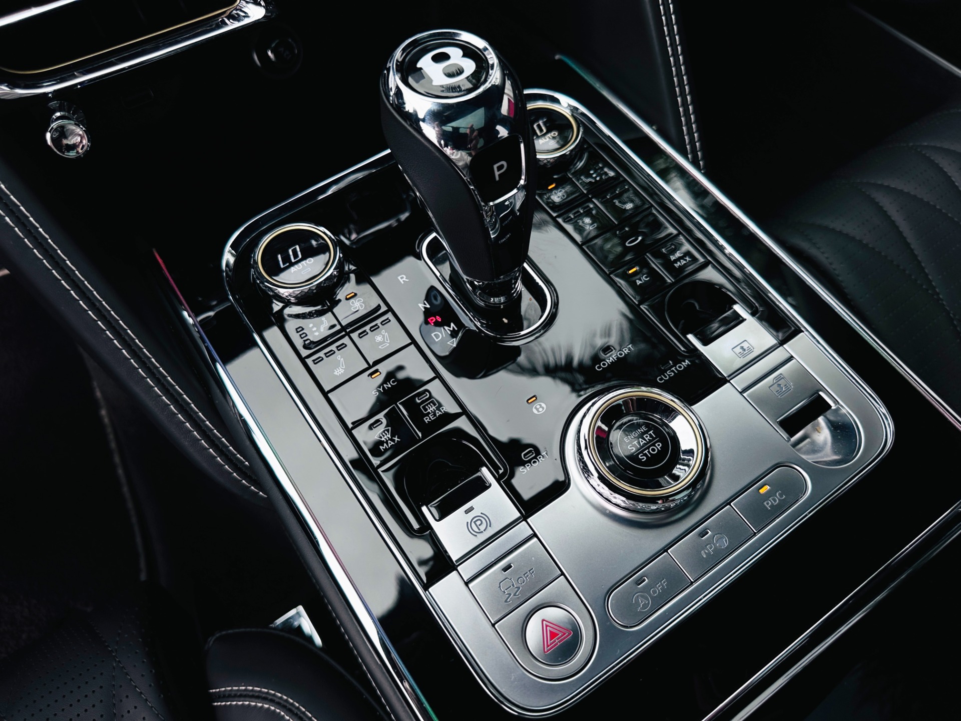 Used-2022-Bentley-Flying-Spur-W12