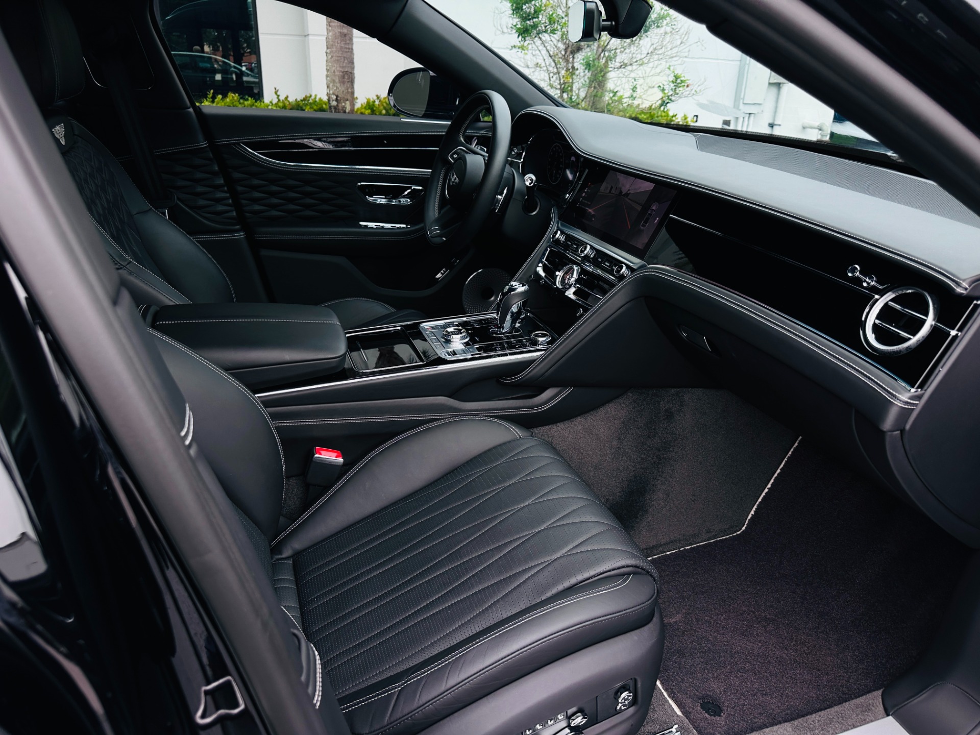 Used-2022-Bentley-Flying-Spur-W12