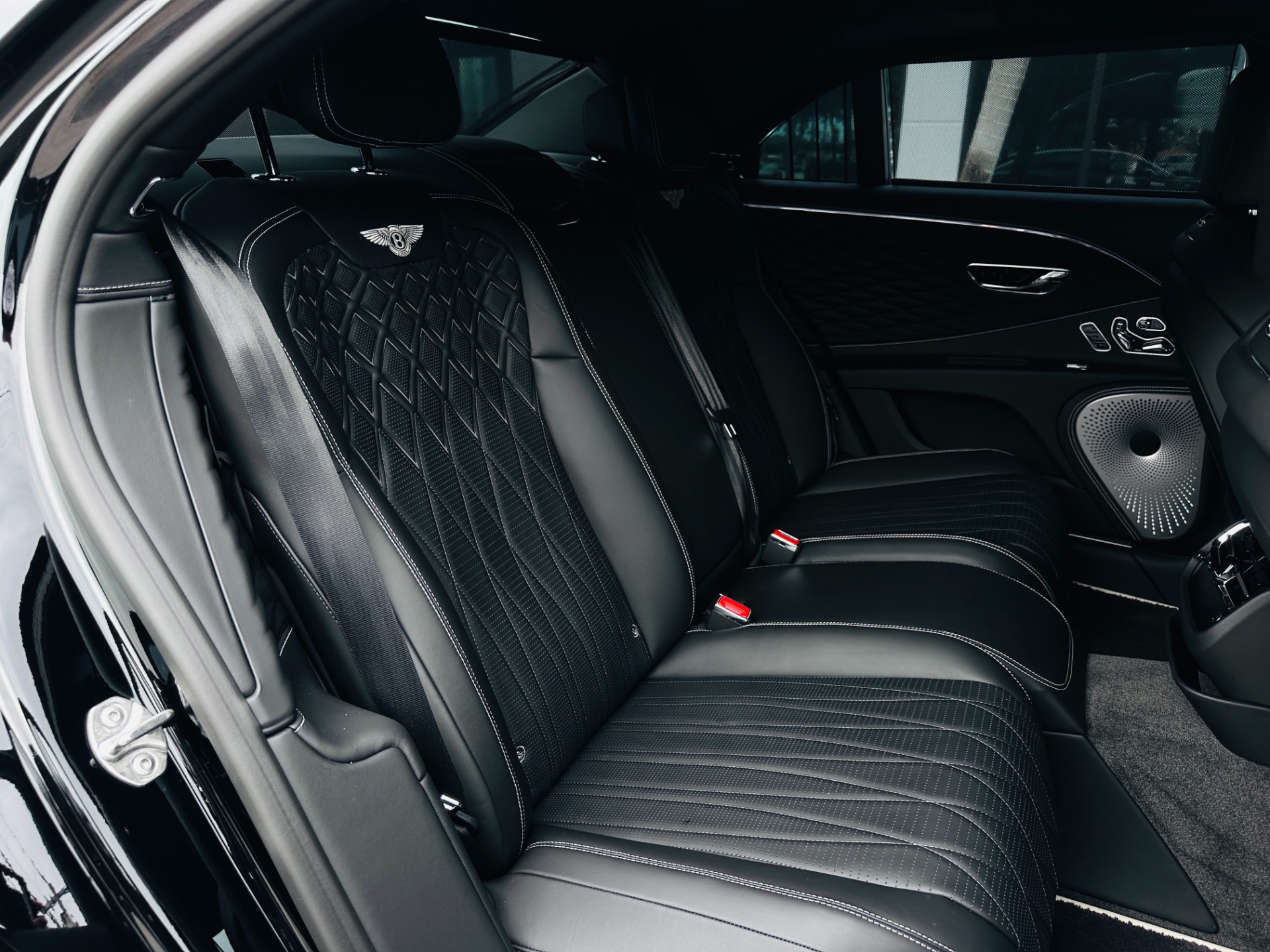 Used-2022-Bentley-Flying-Spur-W12