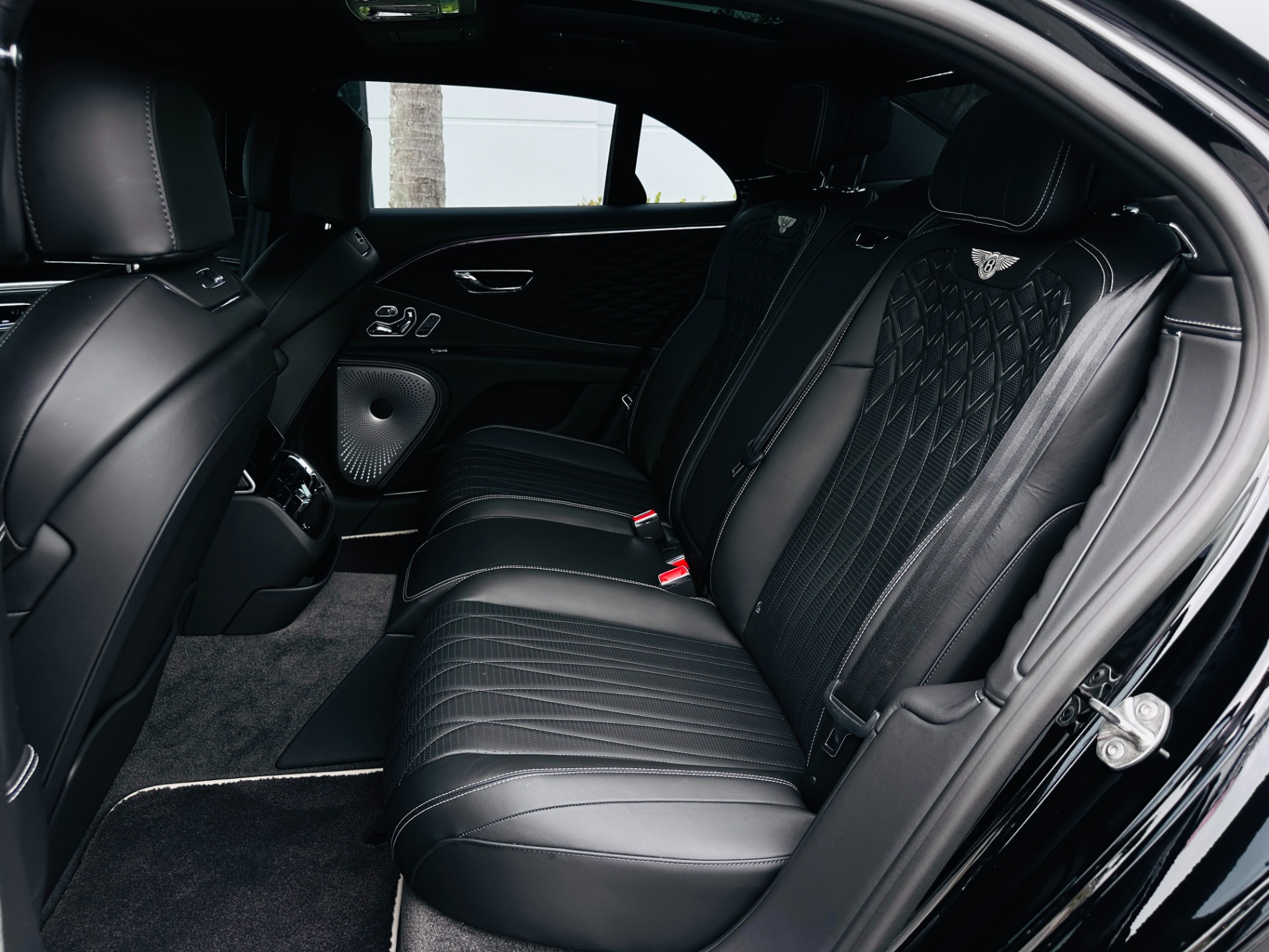 Used-2022-Bentley-Flying-Spur-W12