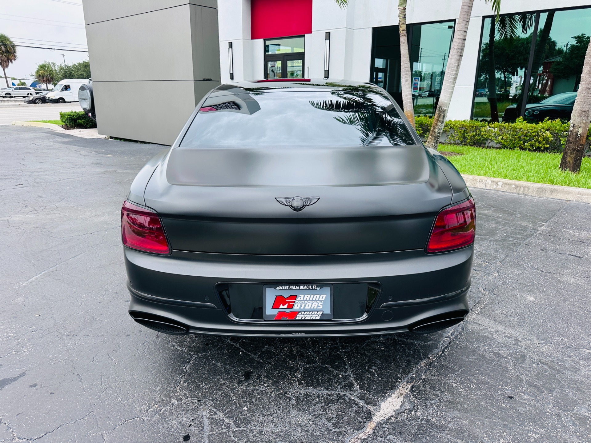 Used-2022-Bentley-Flying-Spur-W12