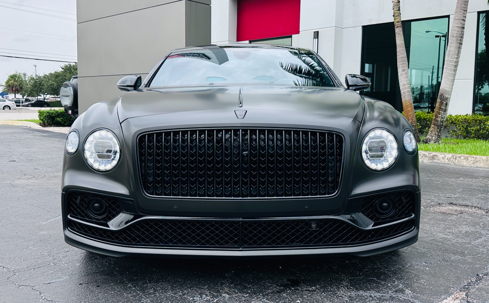 Used-2022-Bentley-Flying-Spur-W12