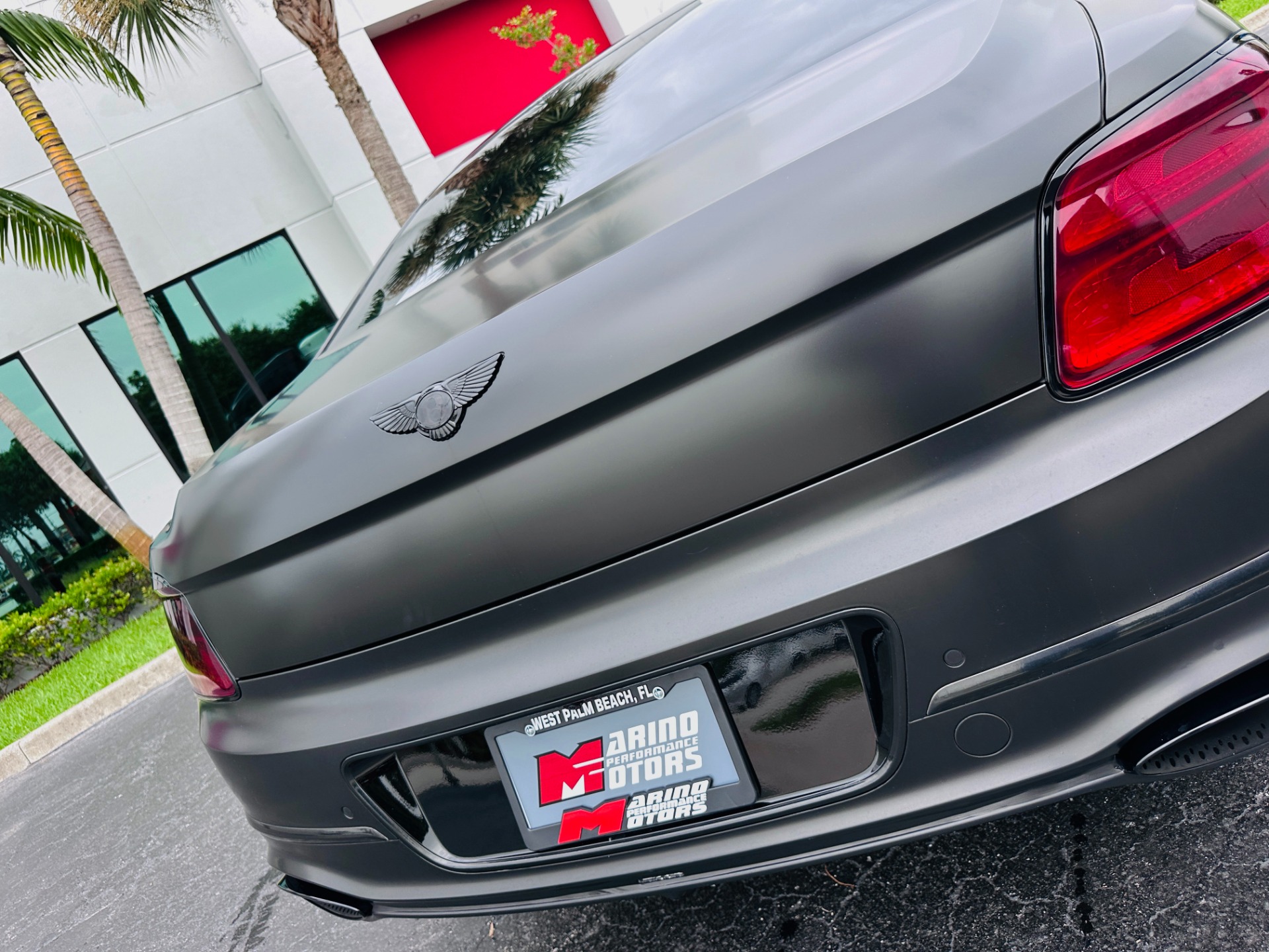 Used-2022-Bentley-Flying-Spur-W12