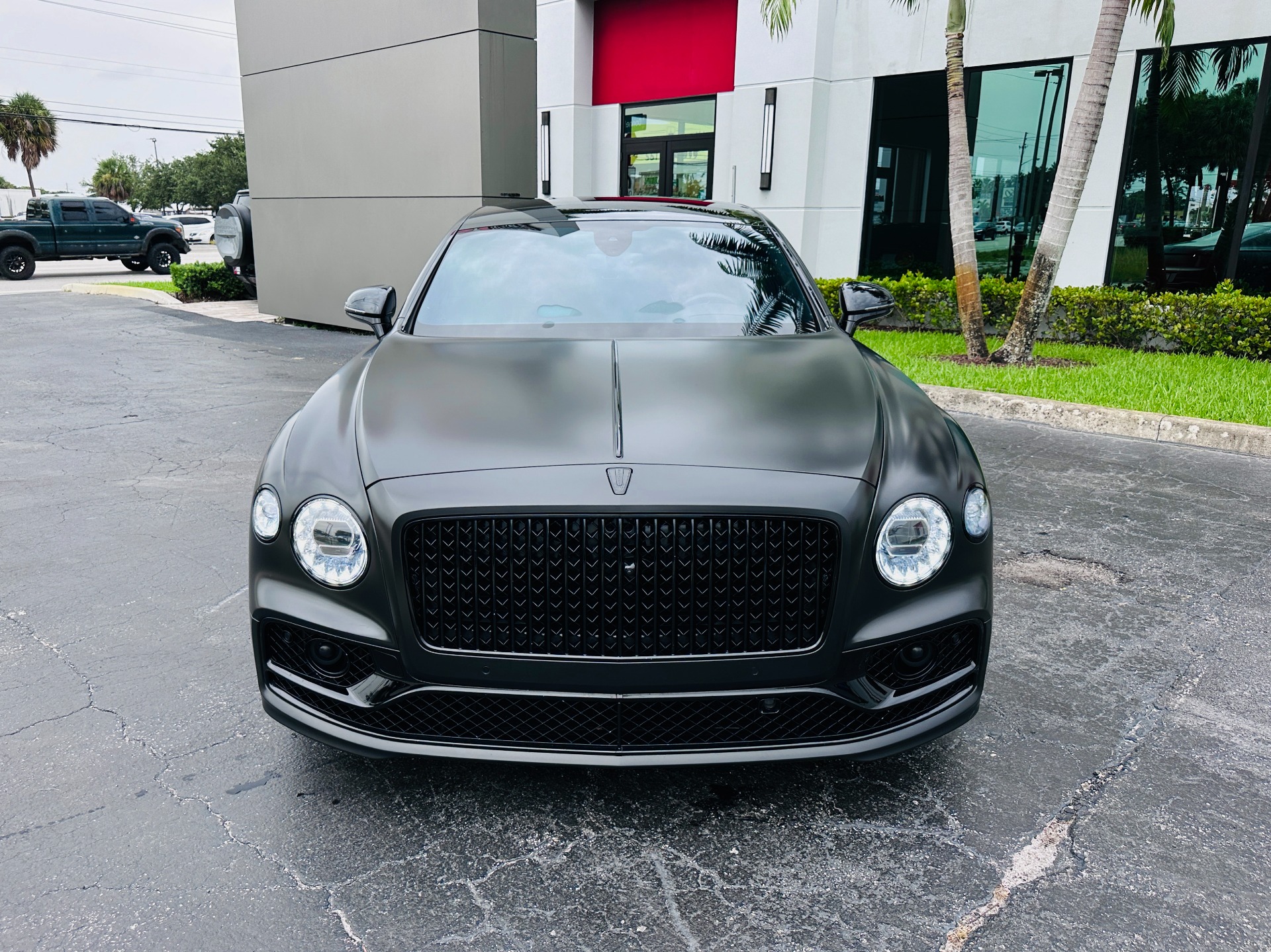 Used-2022-Bentley-Flying-Spur-W12