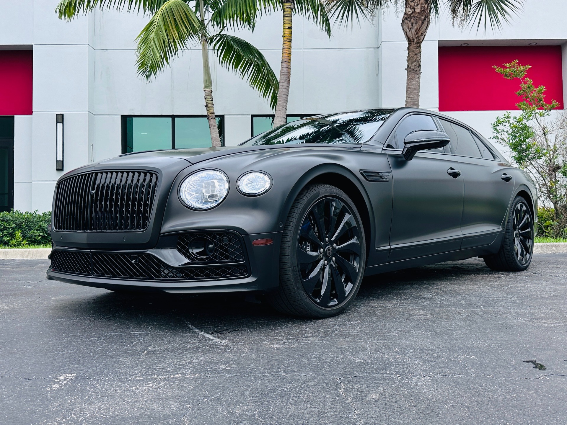 Used-2022-Bentley-Flying-Spur-W12