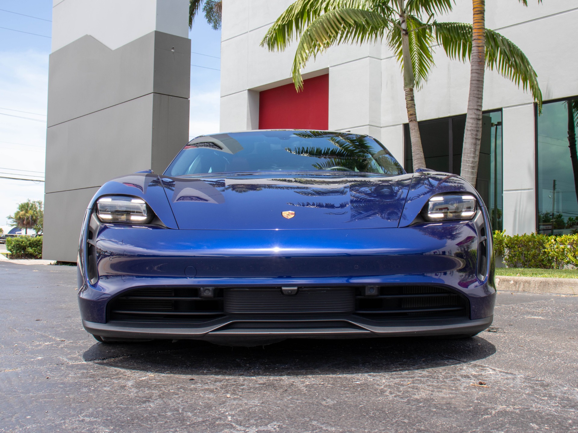 Used-2021-Porsche-Taycan