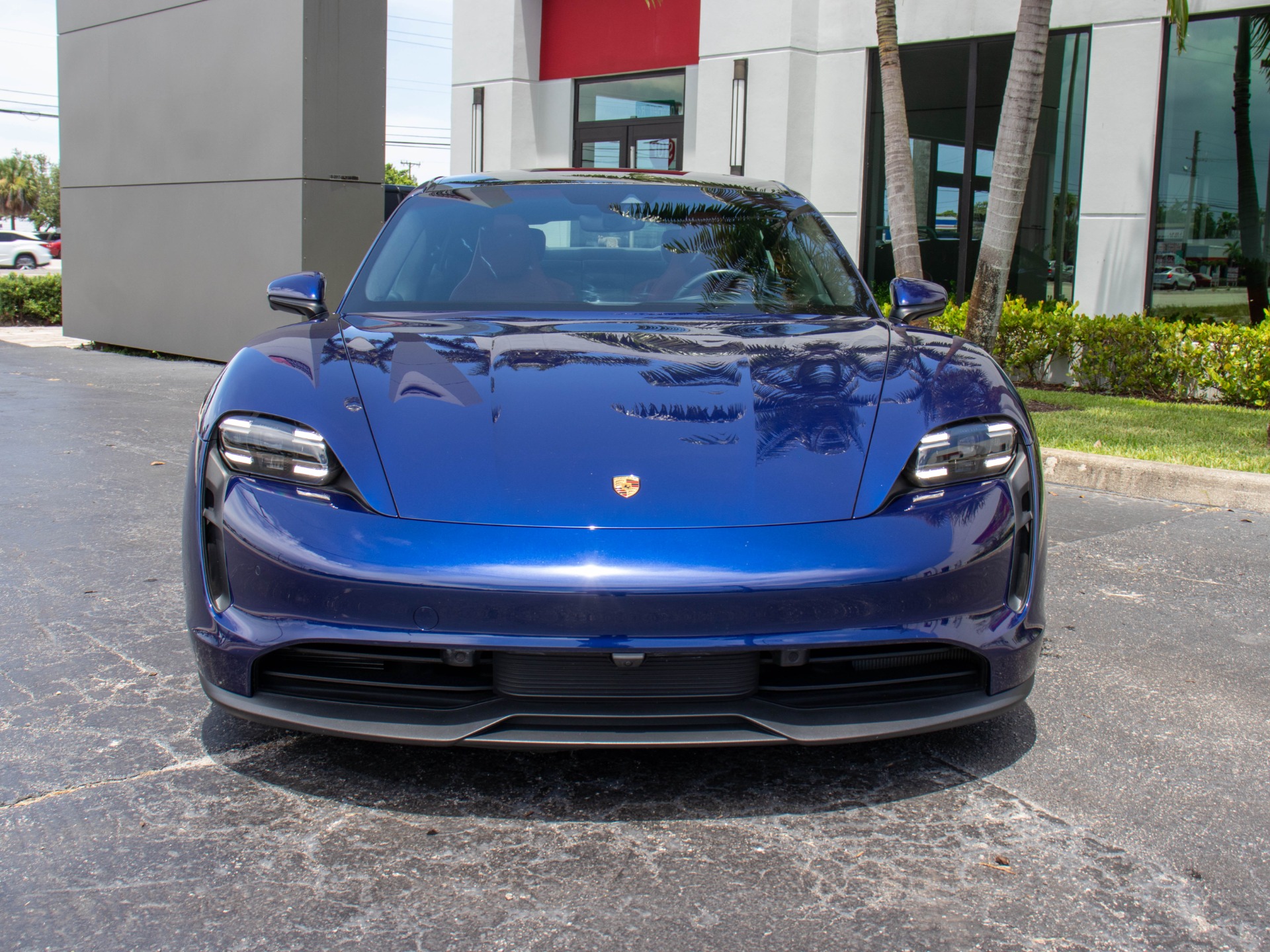 Used-2021-Porsche-Taycan