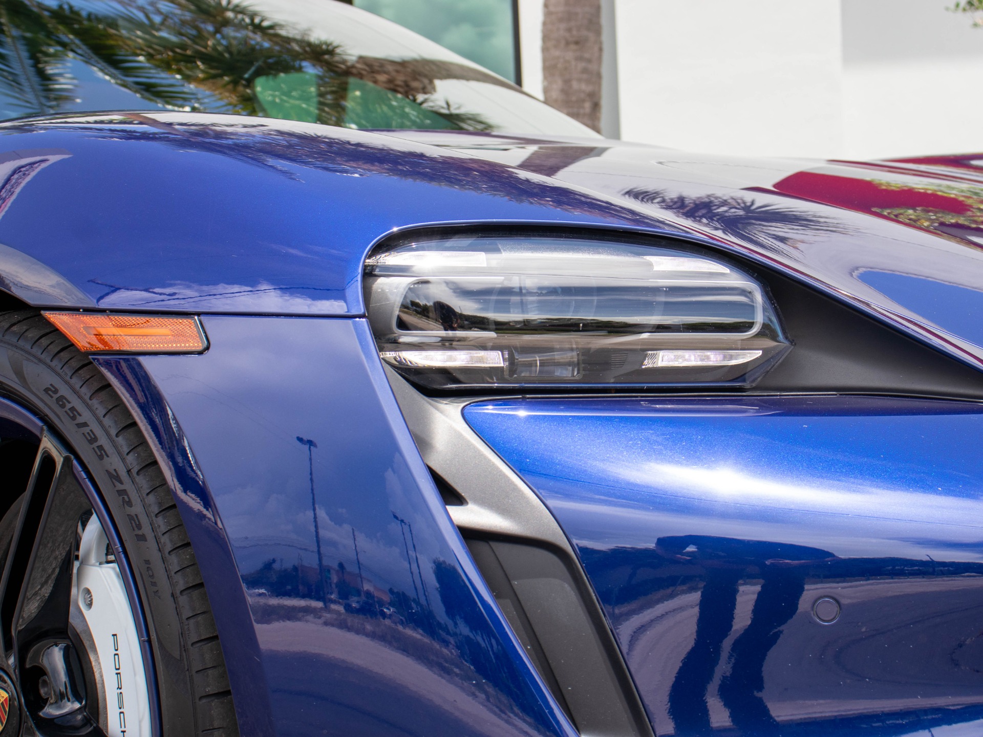 Used-2021-Porsche-Taycan