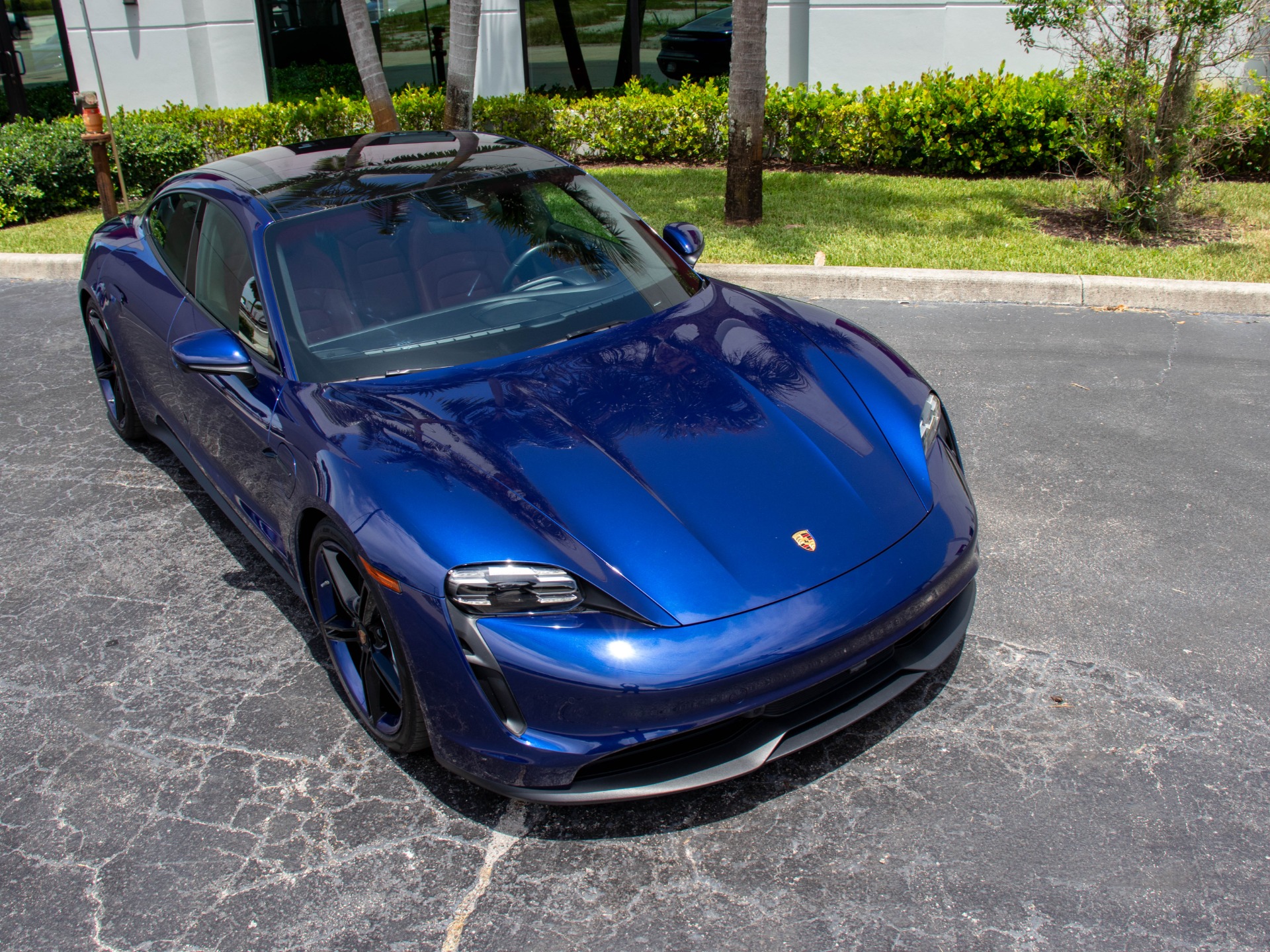 Used-2021-Porsche-Taycan
