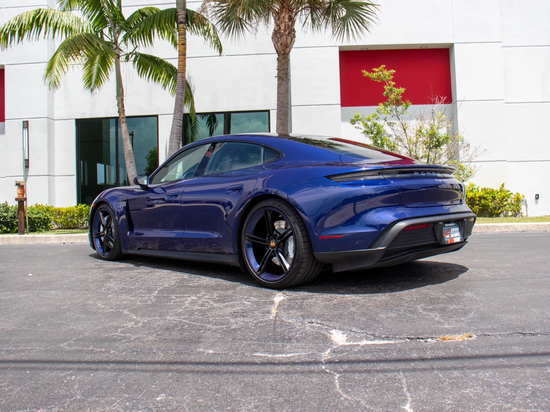Used-2021-Porsche-Taycan